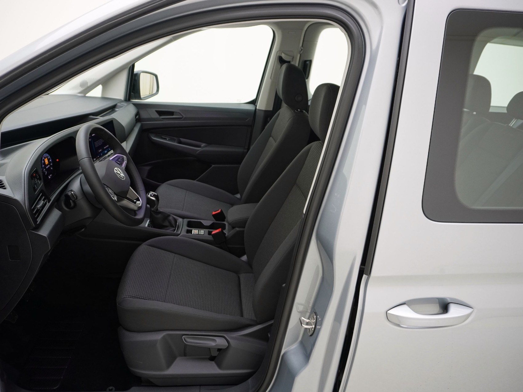 VW Caddy Maxi 2.0 TDI 4Motion-image-11