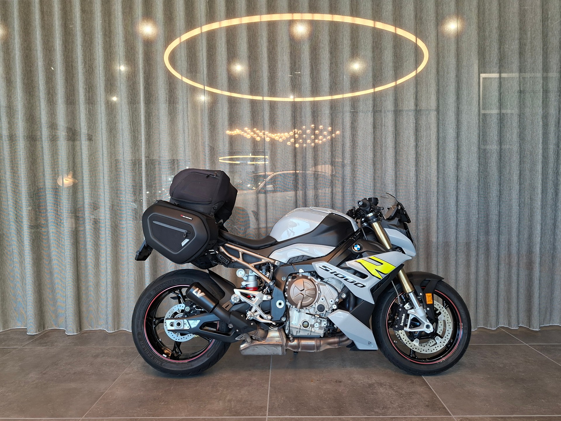 BMW S 1000 R-image-0