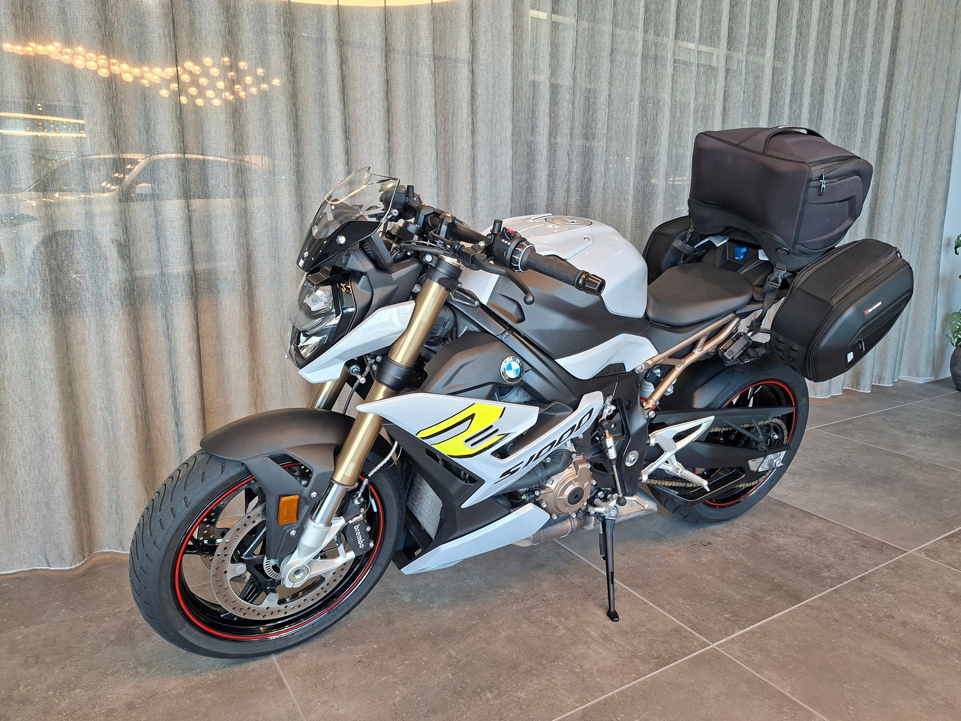 BMW S 1000 R-image-2