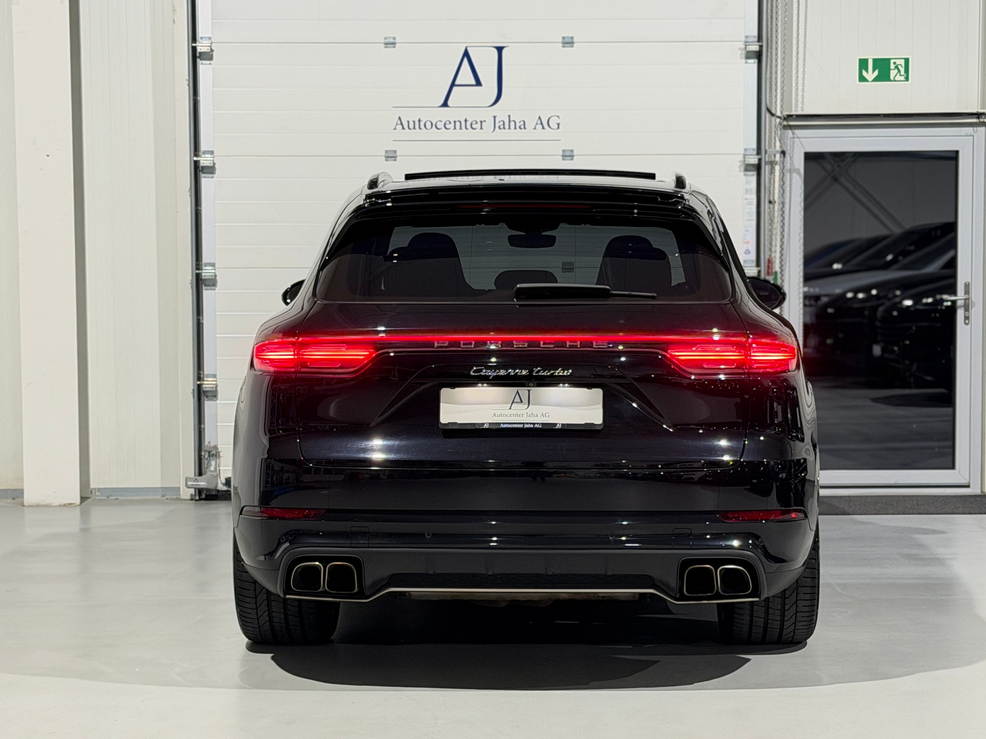 PORSCHE Cayenne Turbo (CH)-image-19
