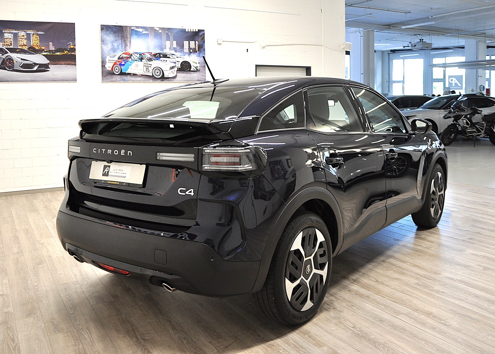 CITROEN C4 1.2 130 Max EAT8-showroom-element-3
