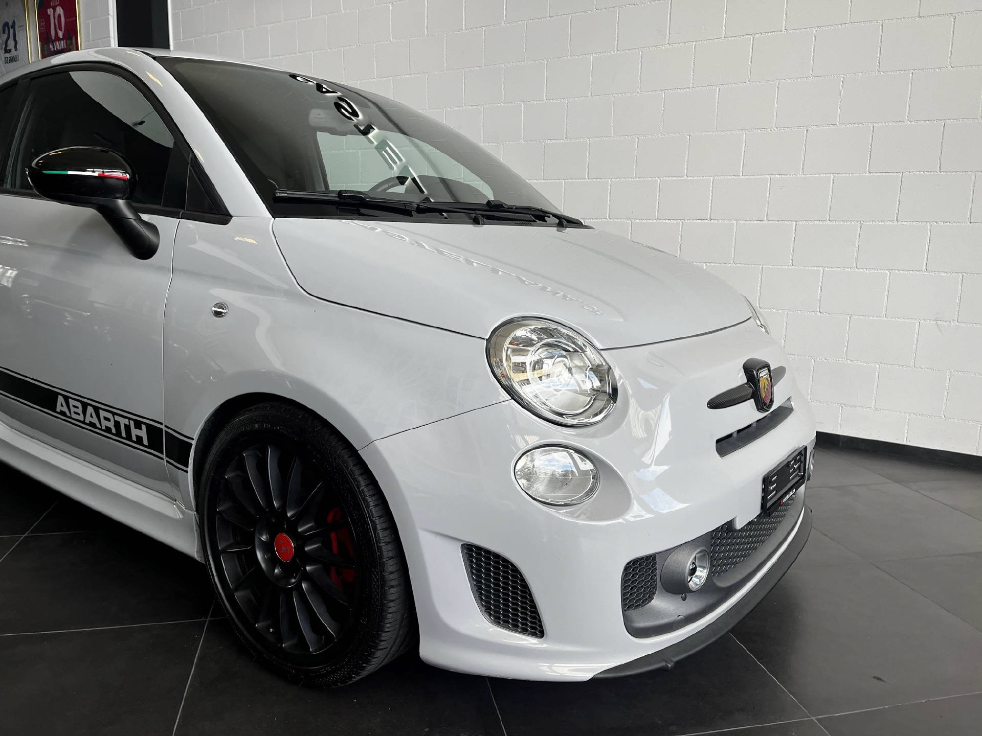 FIAT 595 Abarth 1.4 T-Jet 160 Turismo-showroom-element-1