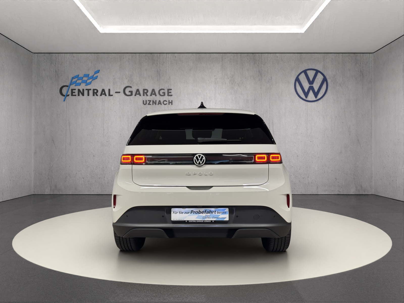 VW ID.Polo 52 kWh Life Edition One-showroom-element-3