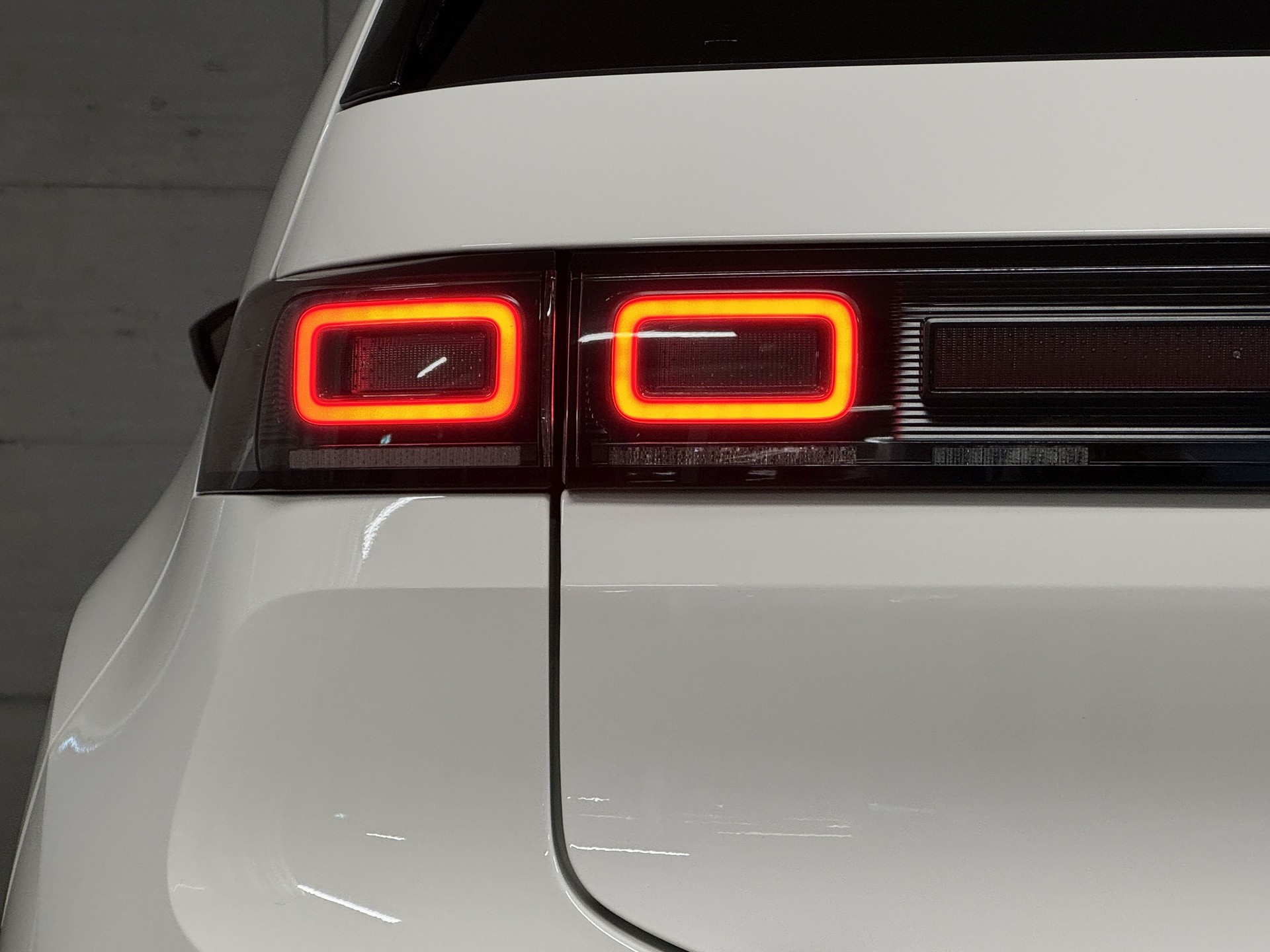 VW ID.Polo 52 kWh Life Edition One-image-4