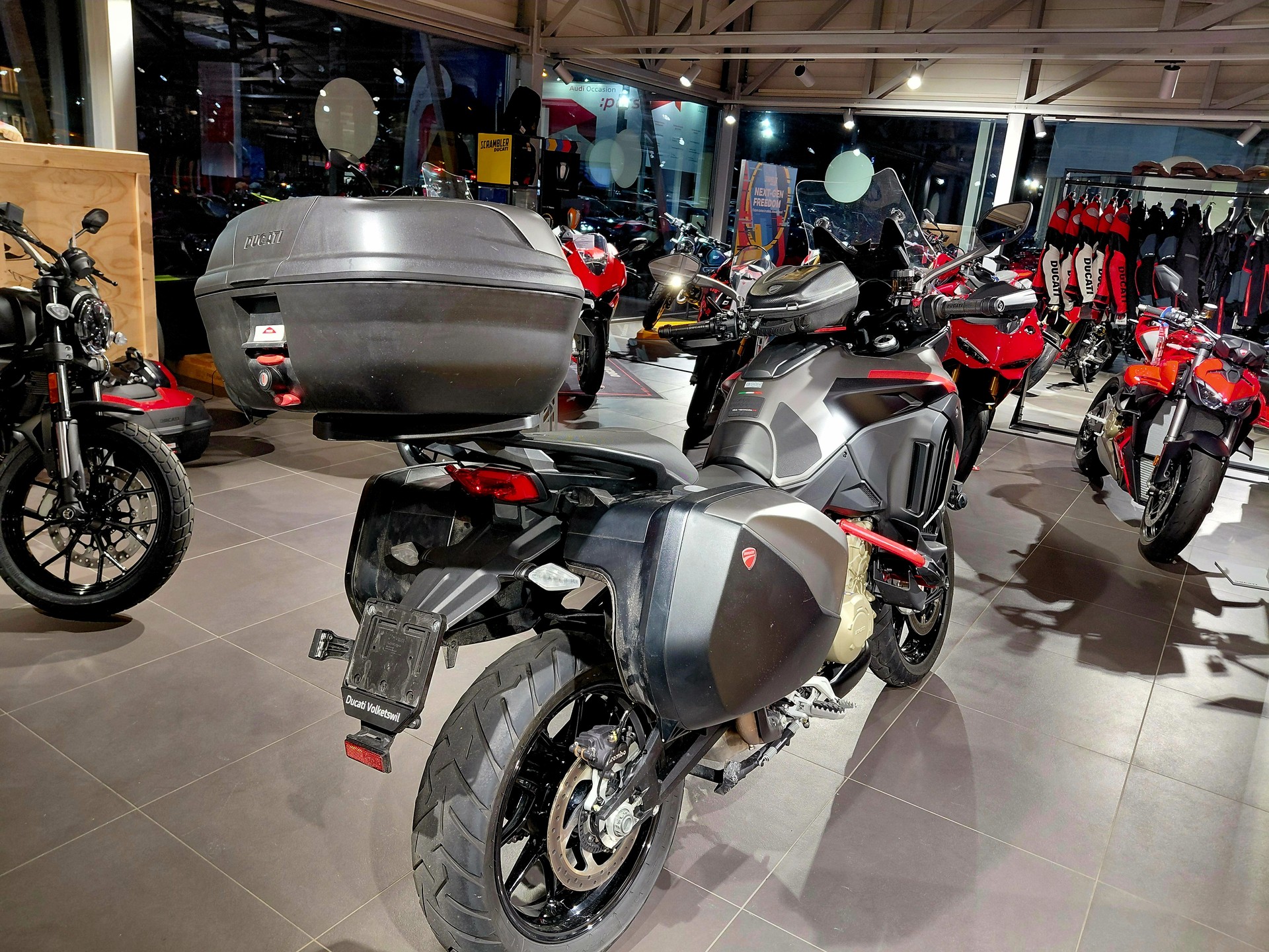 DUCATI * MULTISTRADA V4 S GRAND TOUR*-image-5