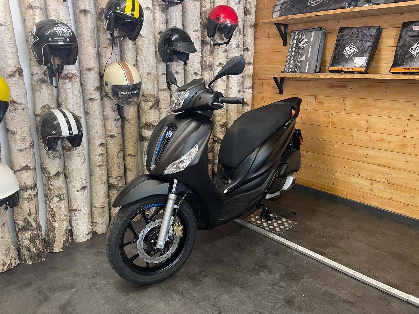 PIAGGIO Medley 125 Sport-image-1