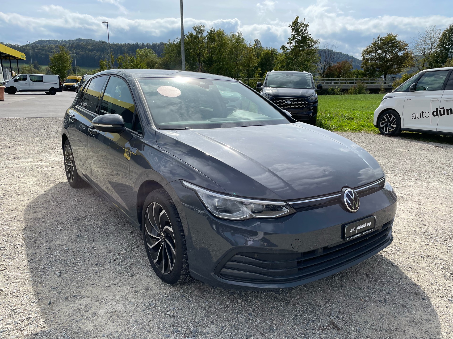 VW Golf 1.5 TSI ACT Life-showroom-element-2