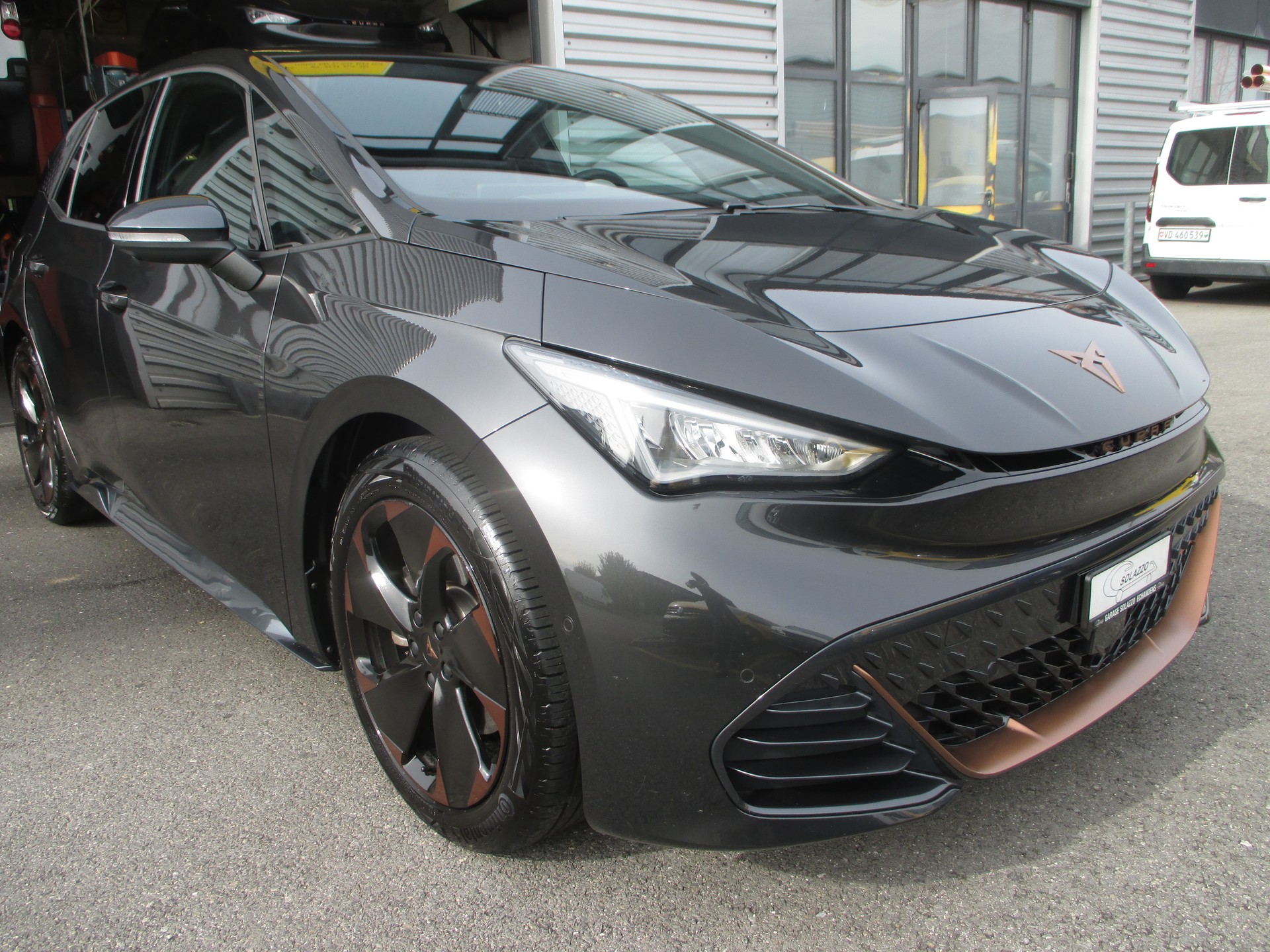 CUPRA Born 58 kWh-image-2