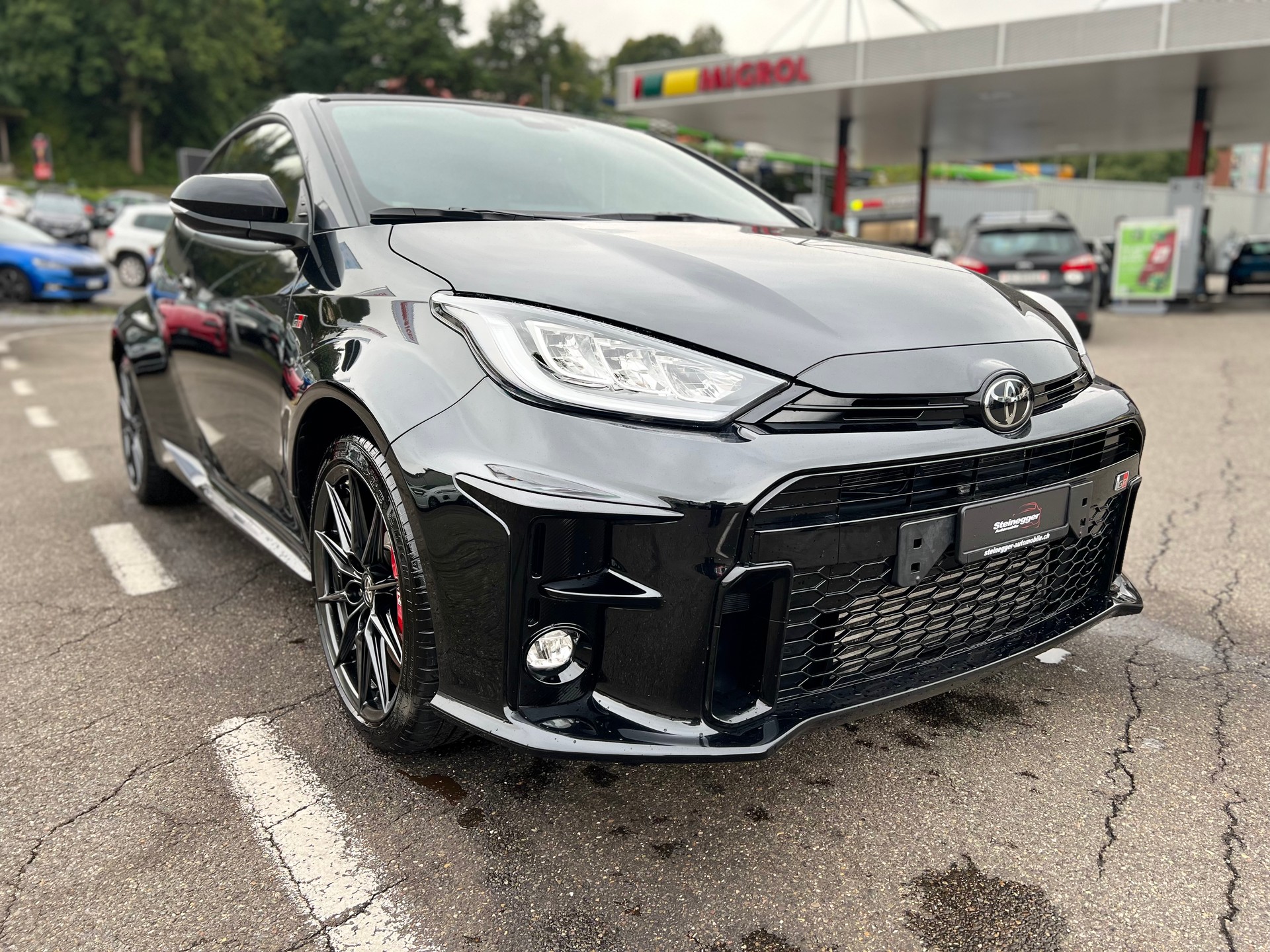 TOYOTA Yaris 1.6 GR Sport ( Circuit Paket )