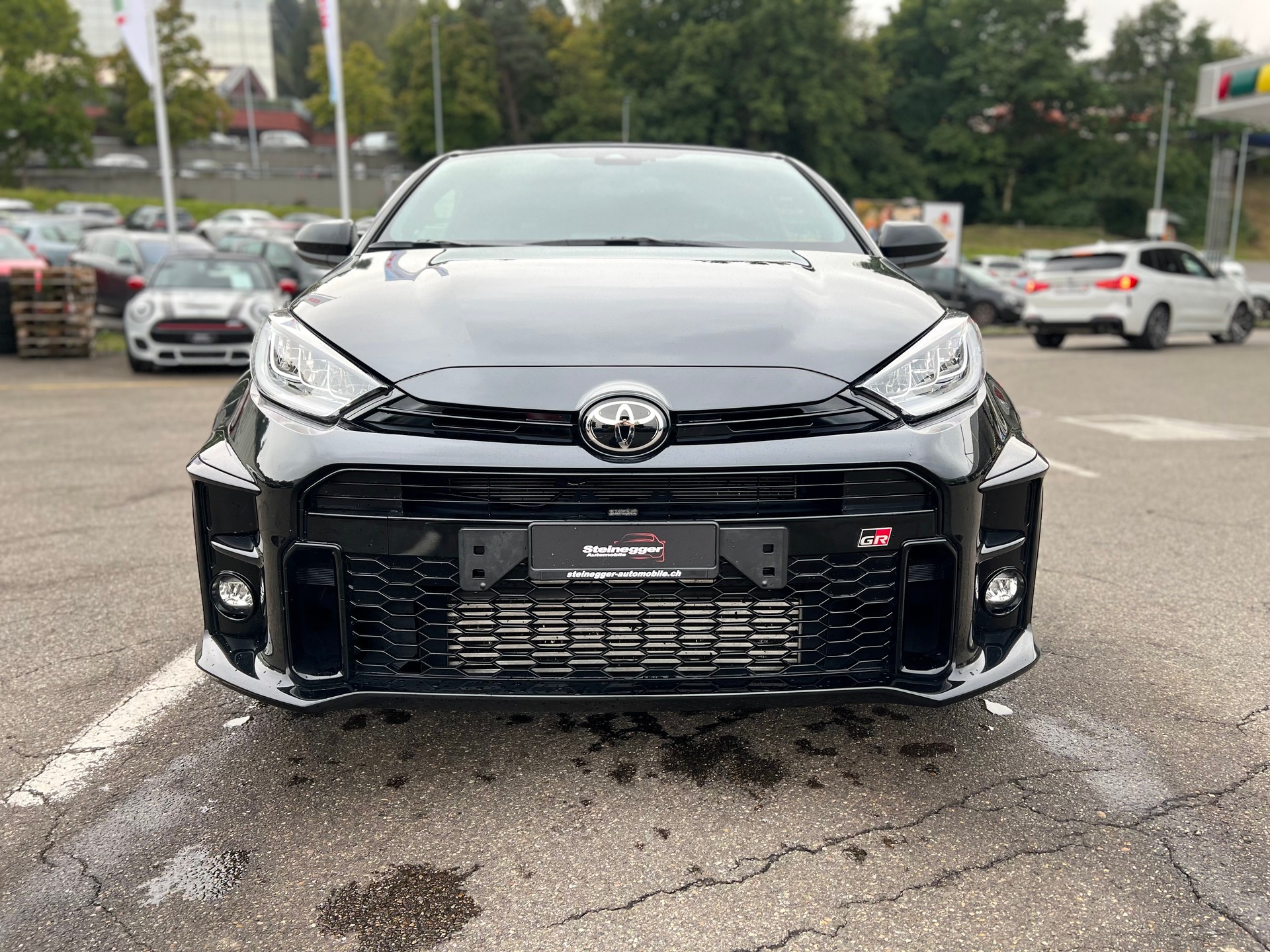 TOYOTA Yaris 1.6 GR Sport ( Circuit Paket )-showroom-element-3