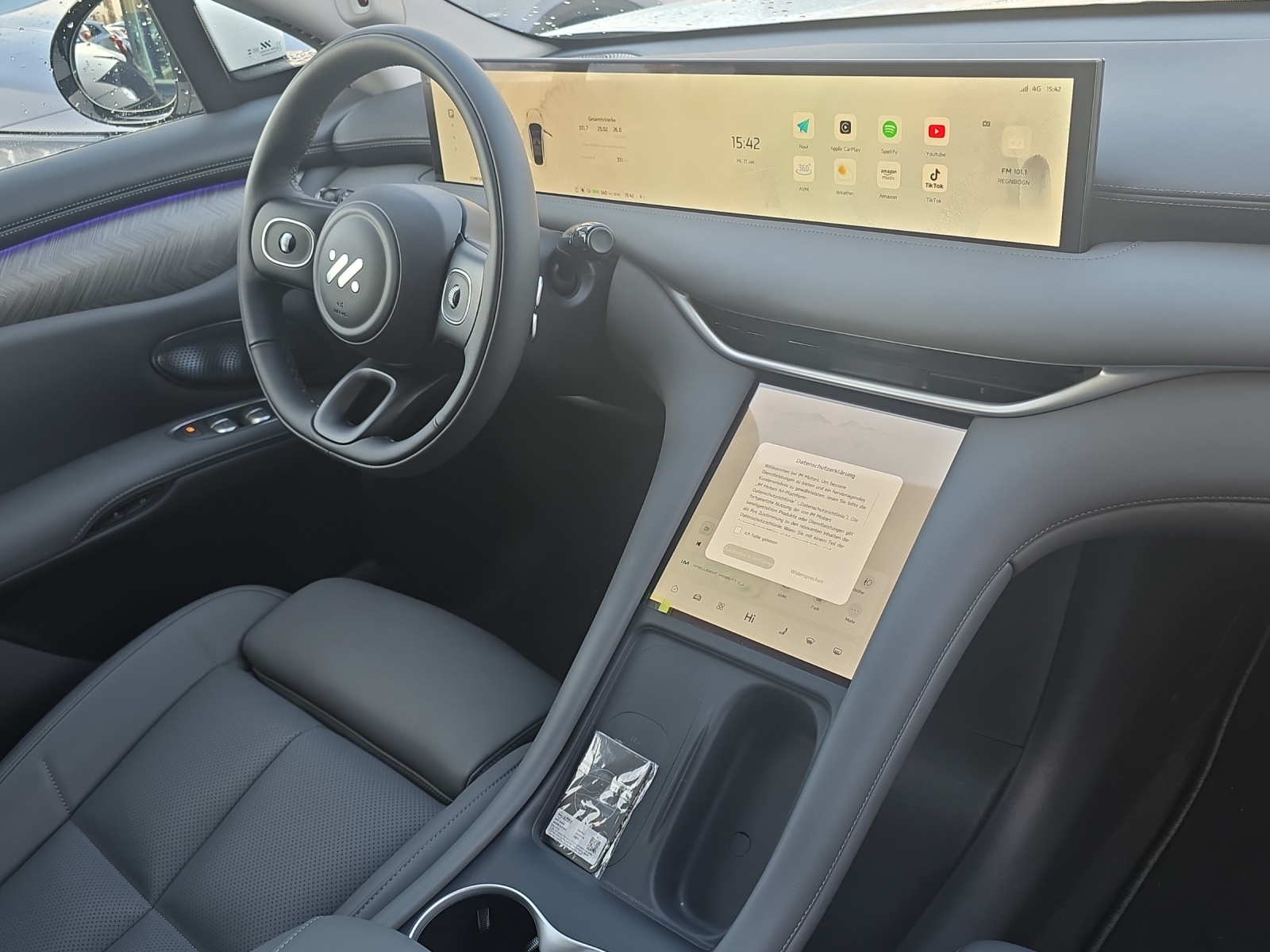 MG IM6 100 kWh Performance 21 4WD-image-7
