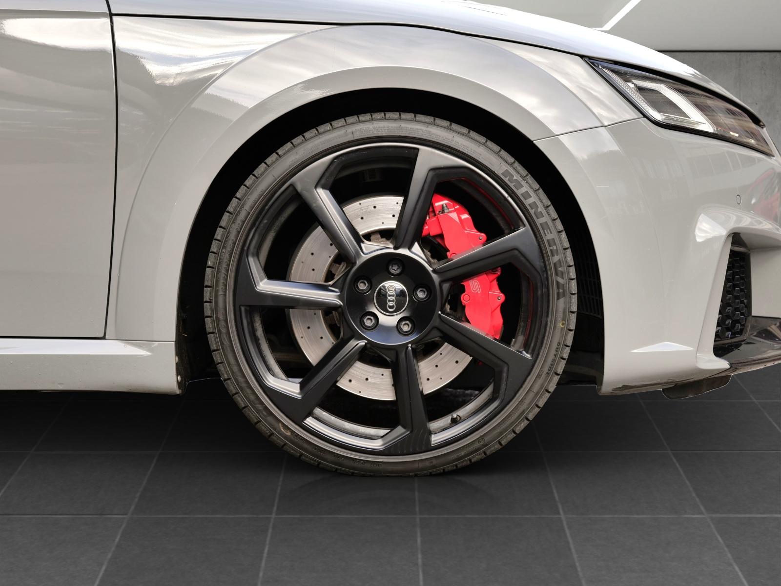 AUDI TT RS Coupé 2.5 TFSI quattro S-Tronic-image-15