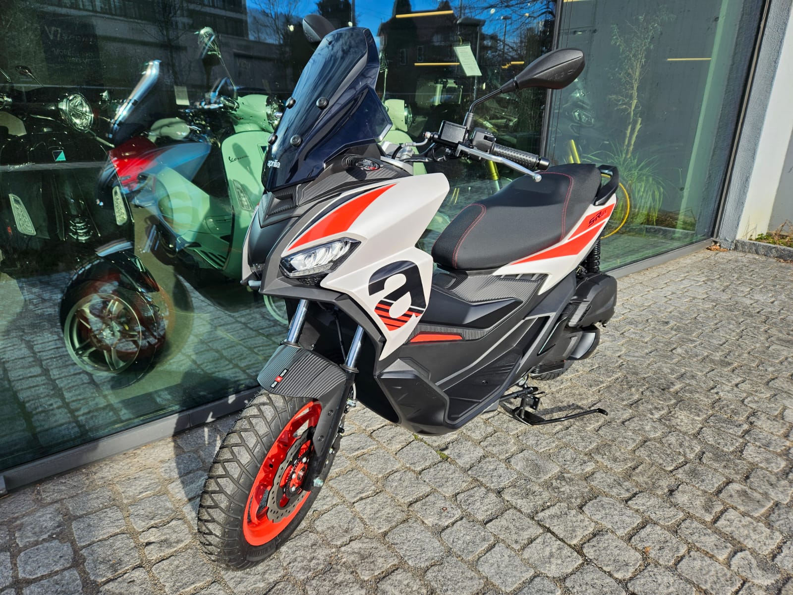 APRILIA SR 125 GT Sport ABS E5+-image-3