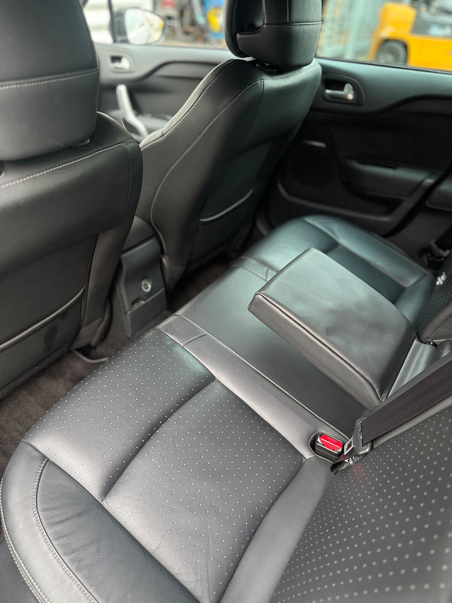 DS AUTOMOBILES DS4 2.0 HDi Dark Top Automatic-image-10