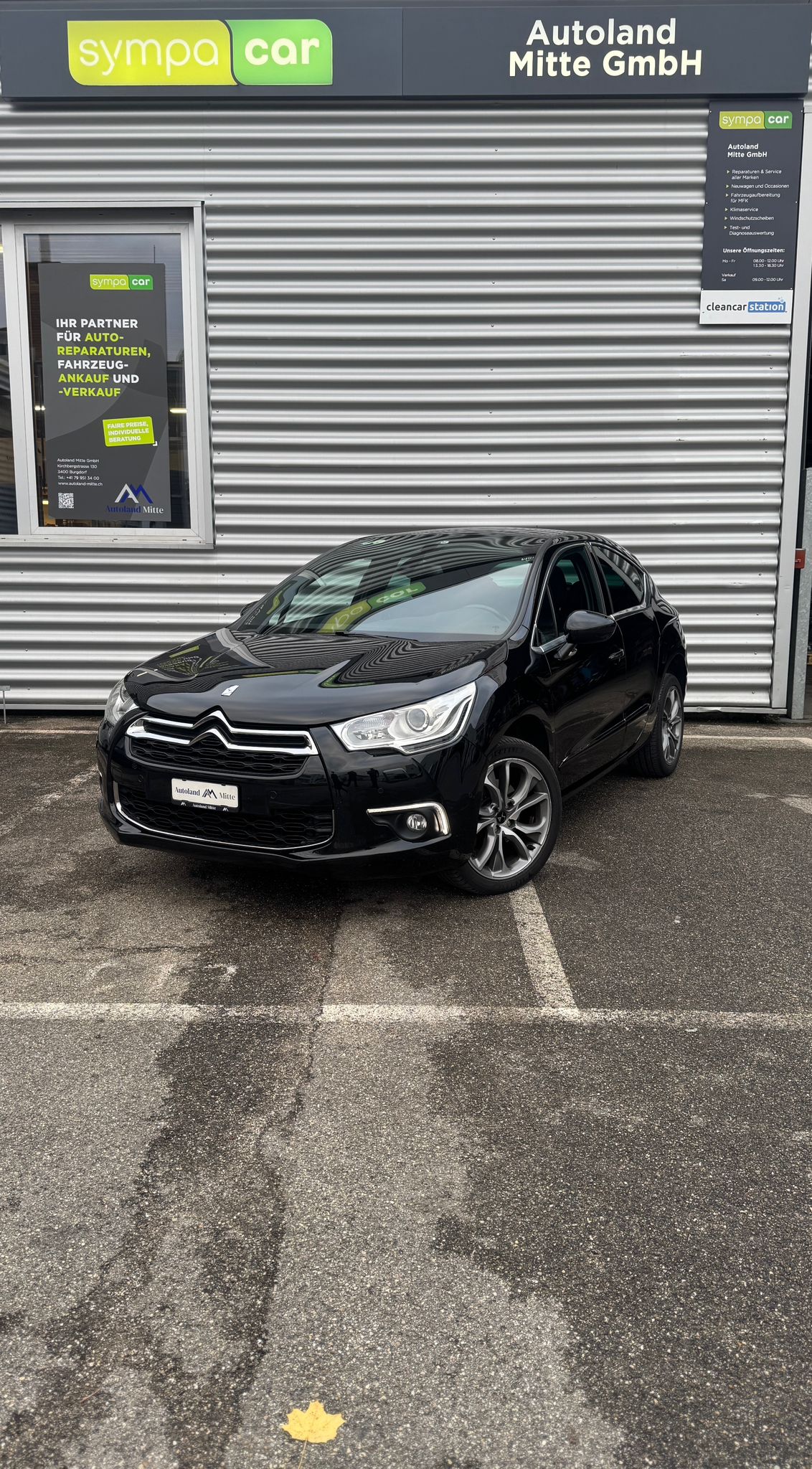DS AUTOMOBILES DS4 2.0 HDi Dark Top Automatic-showroom-element-1
