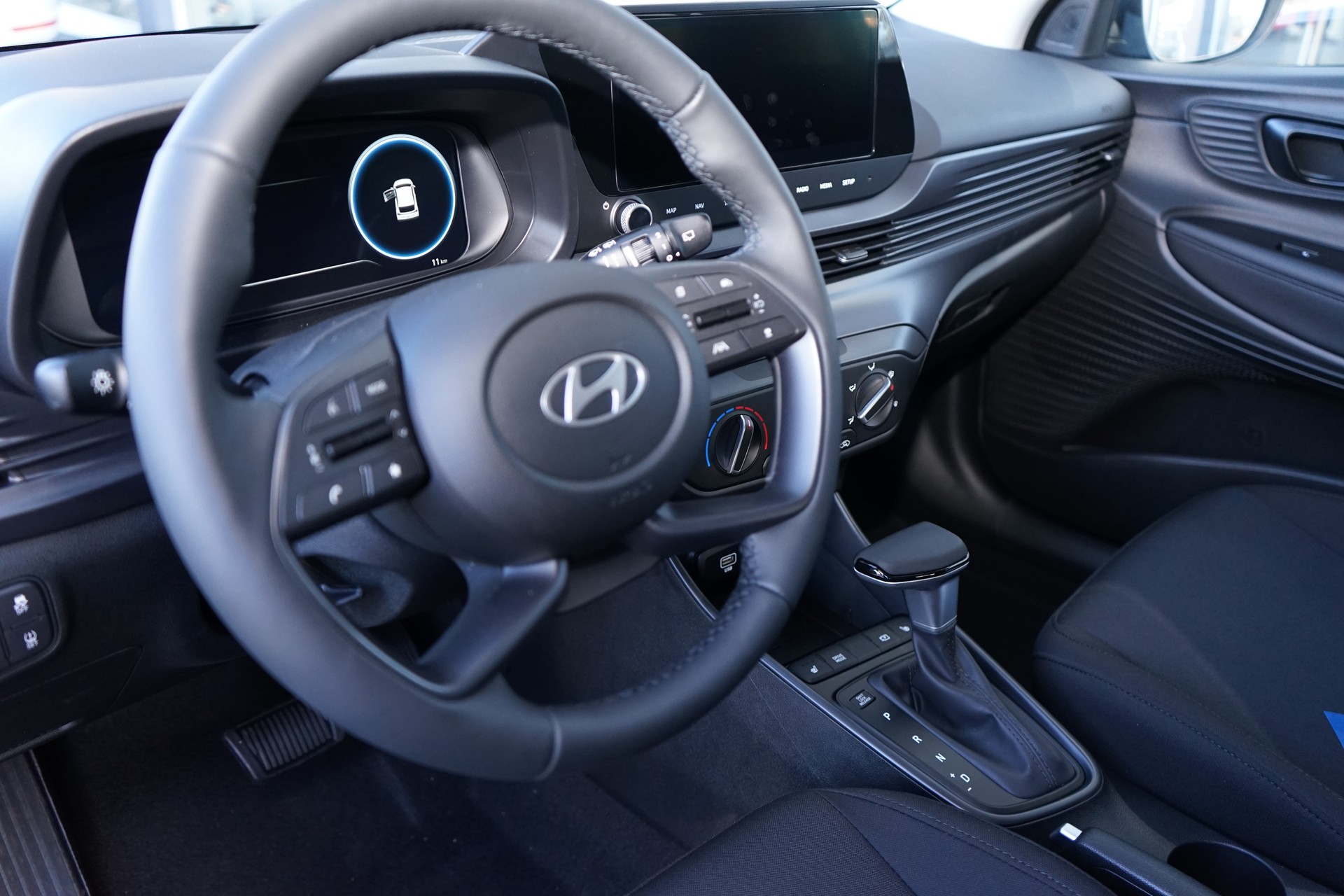 HYUNDAI i20 1.0 T-GDi Amplia DCT-image-10