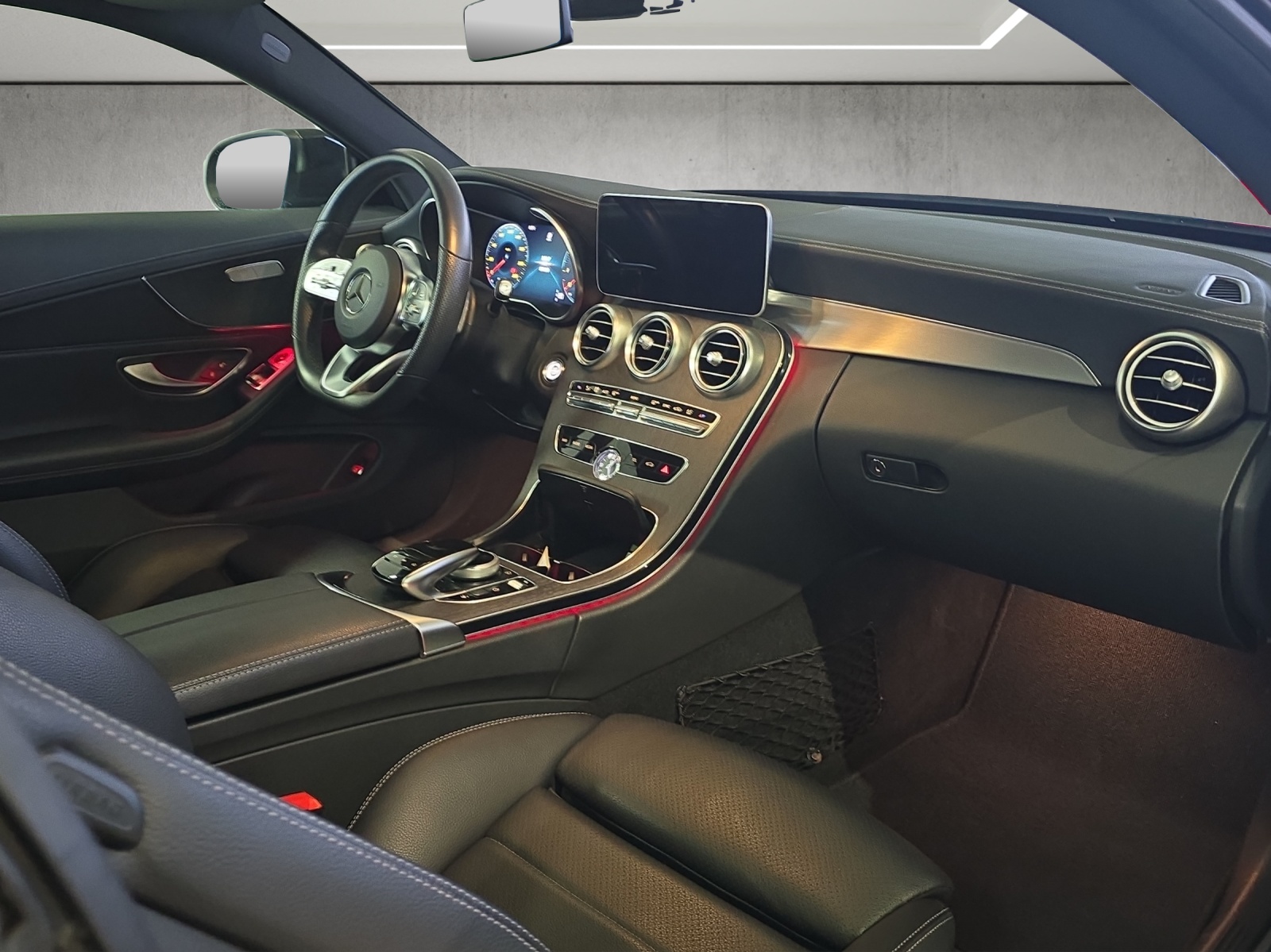 MERCEDES-BENZ C 300 Coupé AMG Line 9G-tronic-image-8