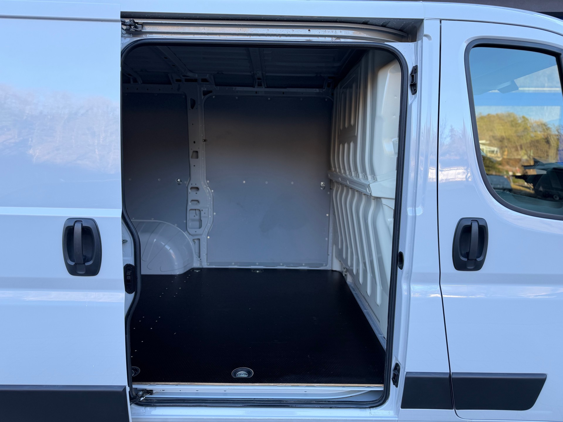 FIAT Ducato 2.2 Multijet 140PS L1H1 Kastenwagen 30-image-9