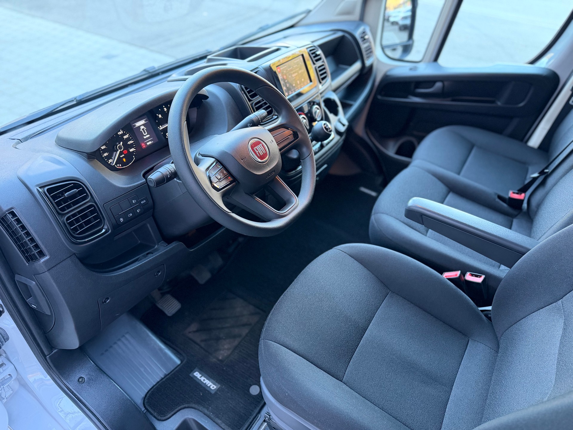 FIAT Ducato 2.2 Multijet 140PS L1H1 Kastenwagen 30-image-11