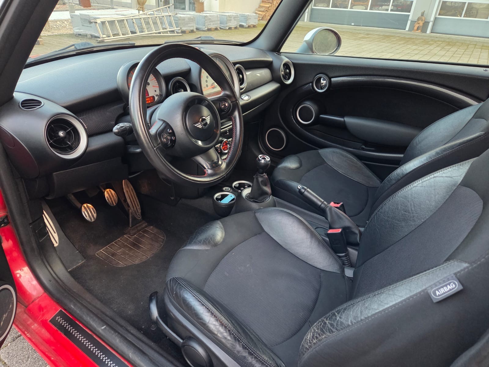 MINI Cooper S-image-10