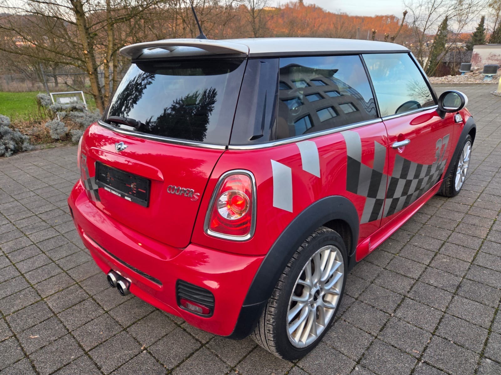 MINI Cooper S-image-6