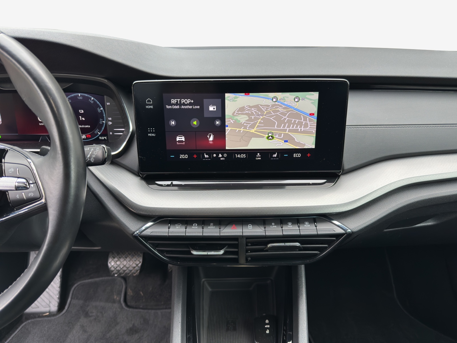 SKODA Octavia Combi 1.4 TSI PHEV DSG Ambition-image-11