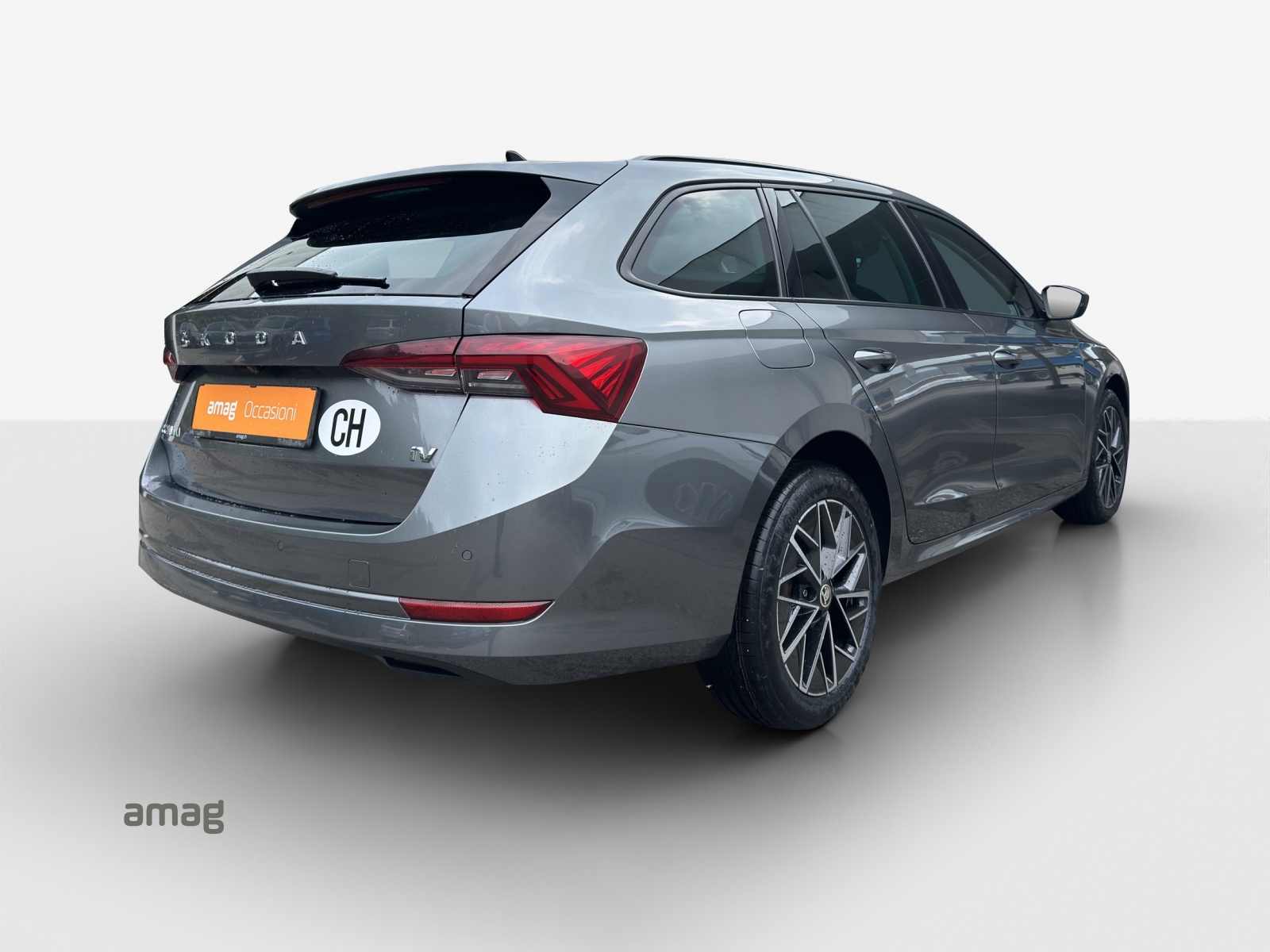SKODA Octavia Combi 1.4 TSI PHEV DSG Ambition-image-5