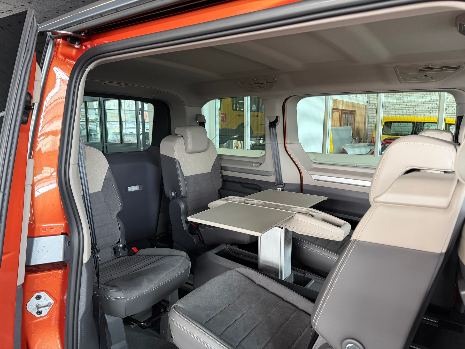 VW Multivan 1.5 eHybrid '' GOAL EDITION '' Life 4Motion 4X4 DSG-image-8