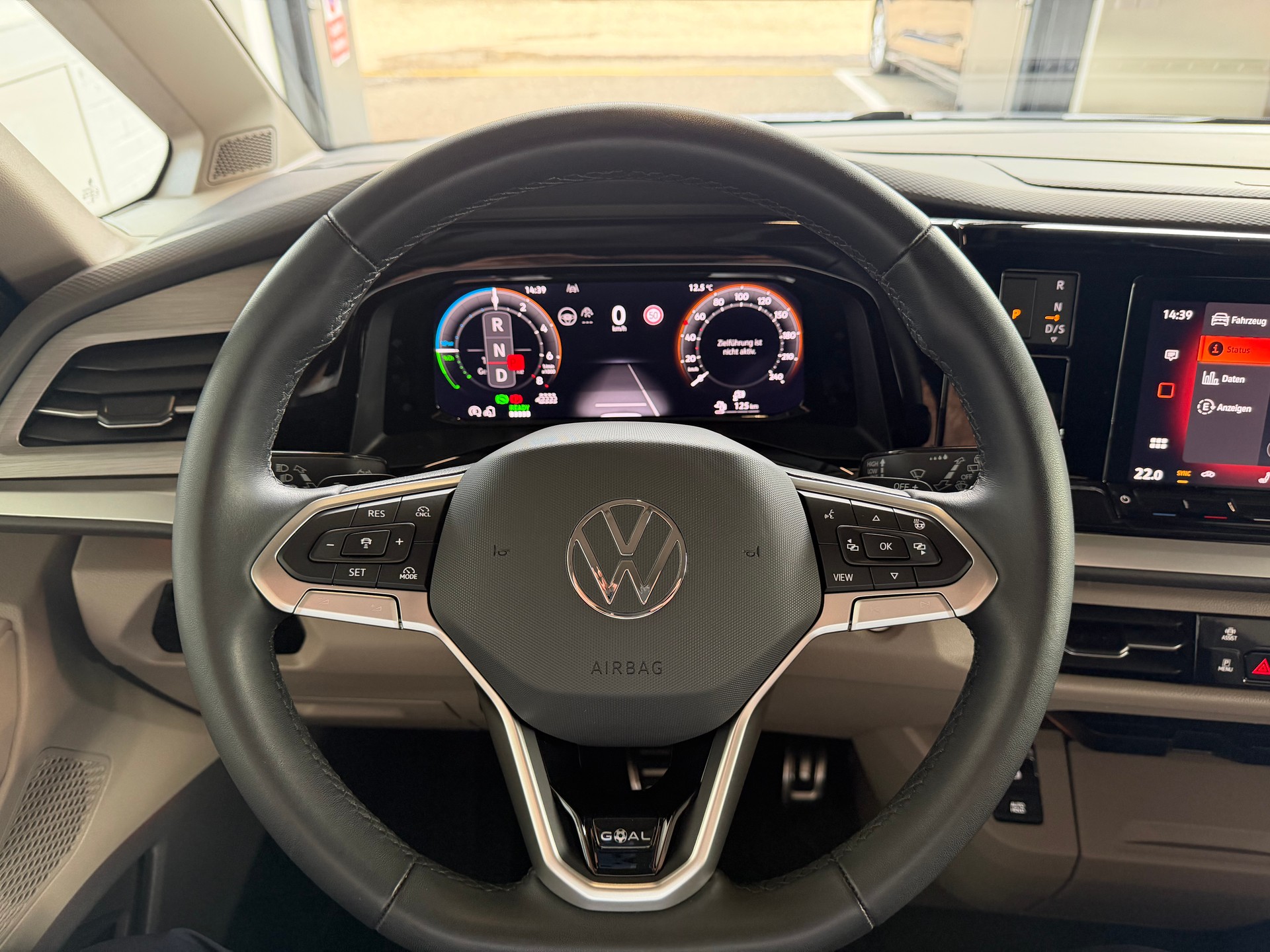 VW Multivan 1.5 eHybrid '' GOAL EDITION '' Life 4Motion 4X4 DSG-image-16