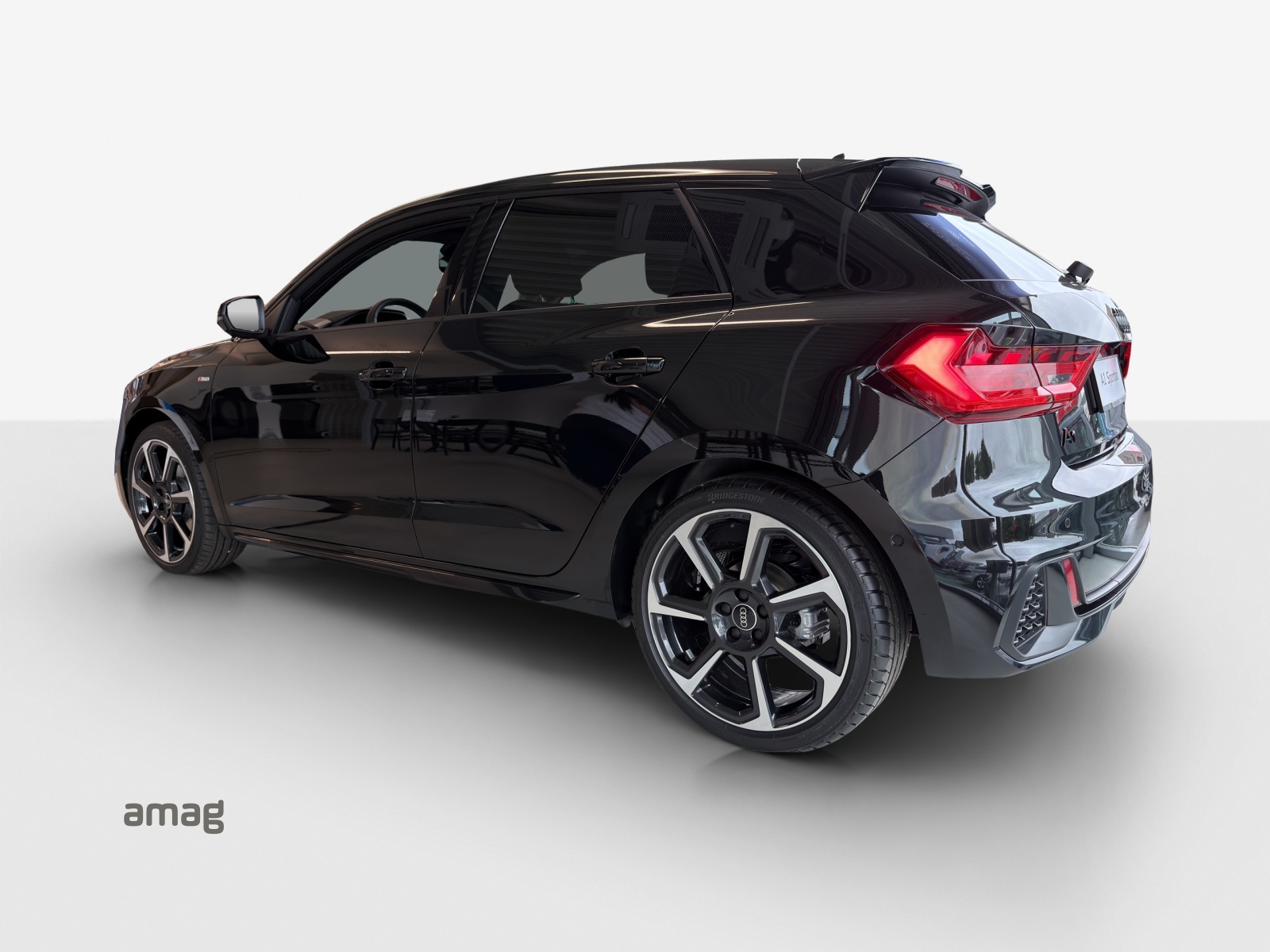 AUDI A1 Sportback 30 TFSI S Line Attraction S-tronic-showroom-element-2