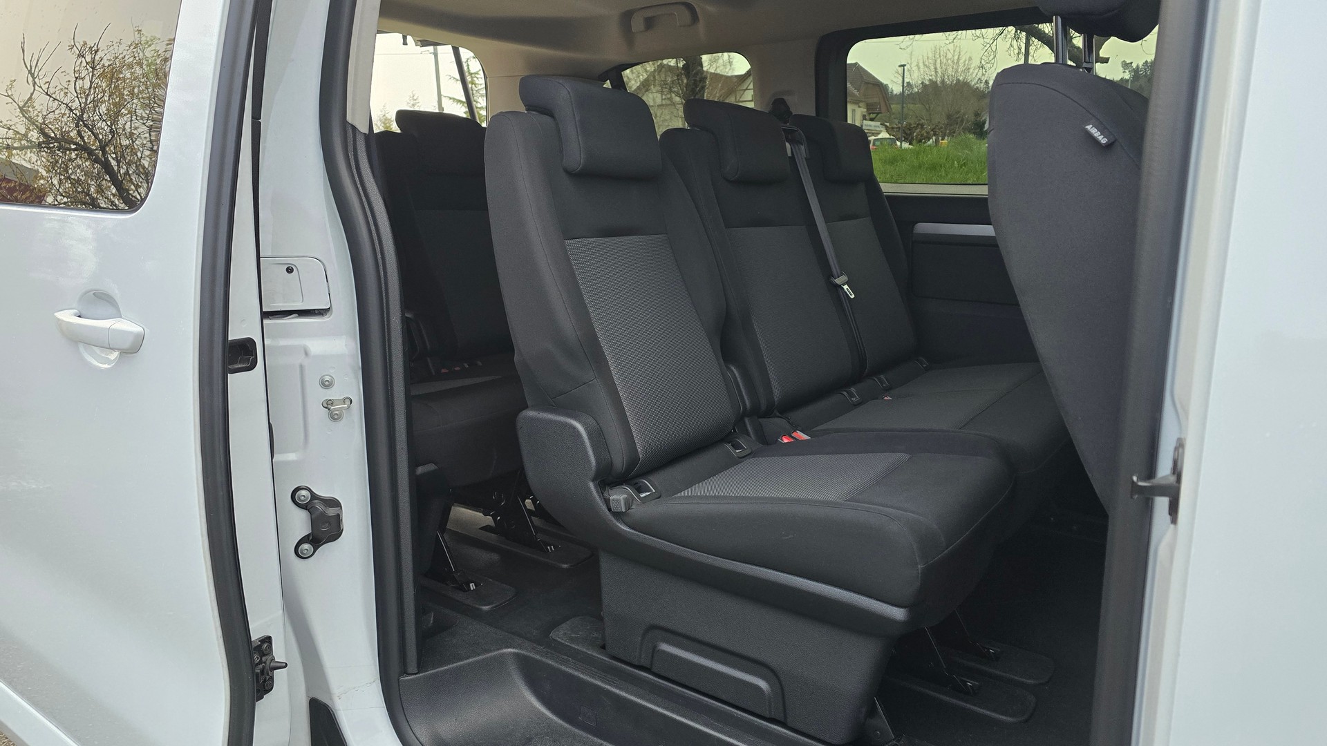 OPEL Zafira Life 2.0 CDTI Business Edition M Automatik-image-12