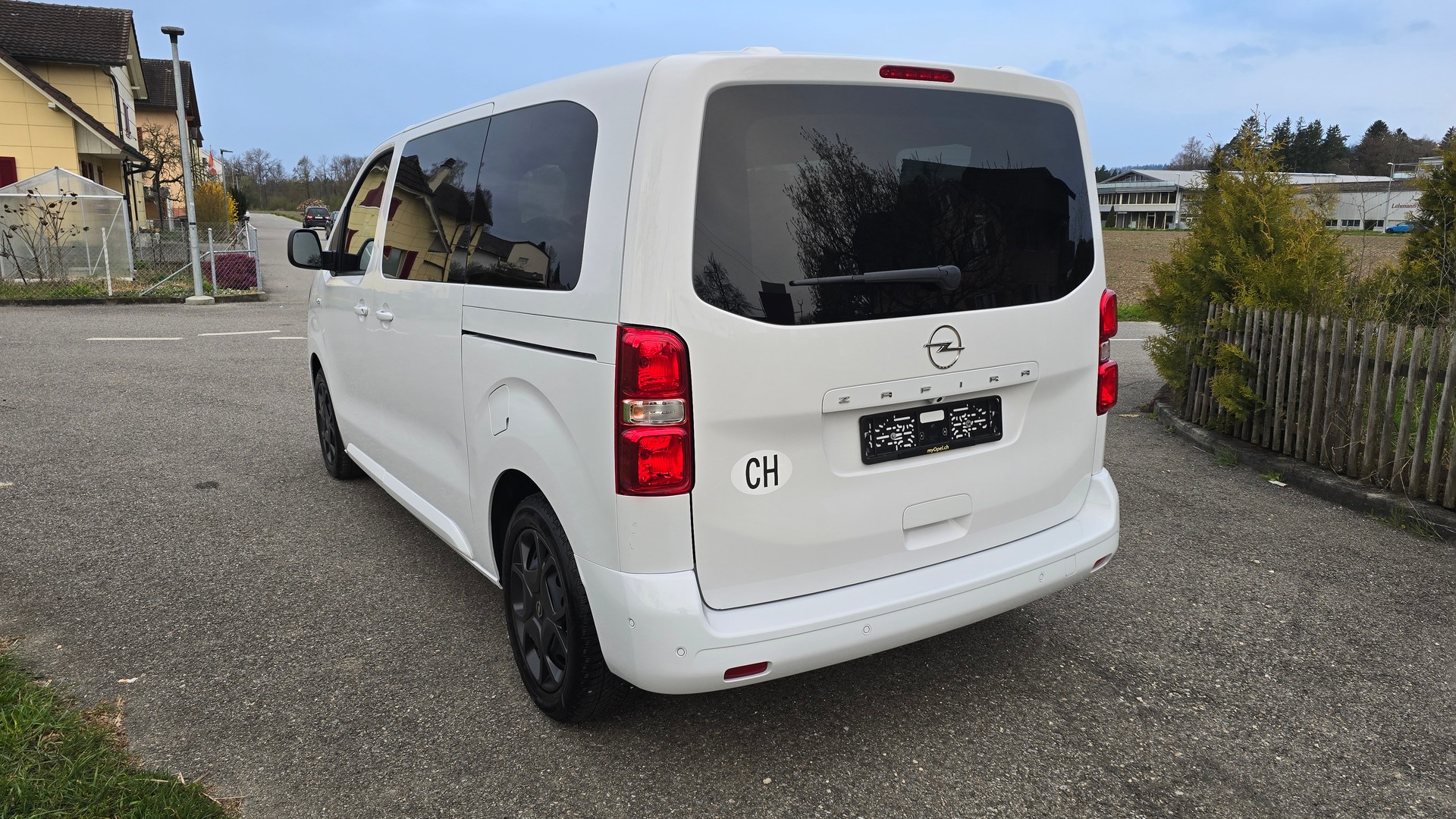 OPEL Zafira Life 2.0 CDTI Business Edition M Automatik-image-5