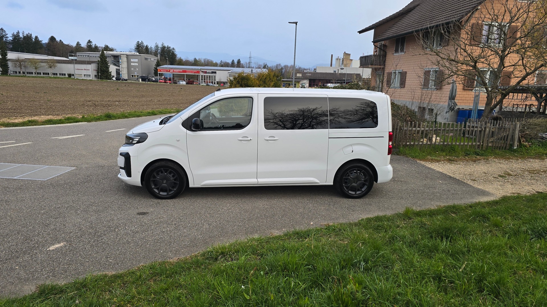 OPEL Zafira Life 2.0 CDTI Business Edition M Automatik-image-8