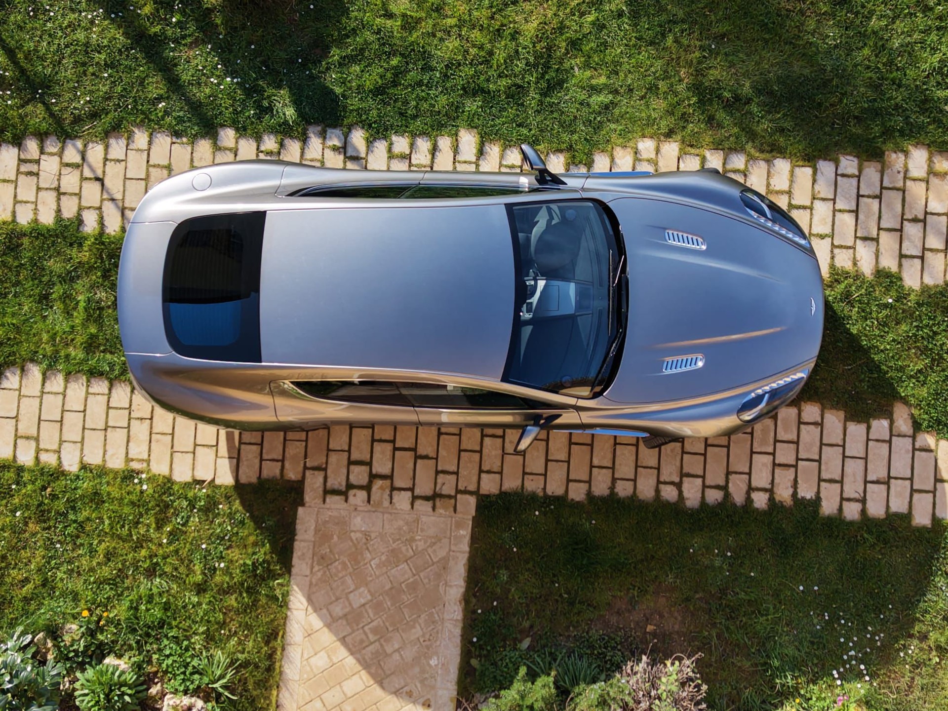 ASTON MARTIN Rapide 5.9 V12 Touchtronic 2-image-8