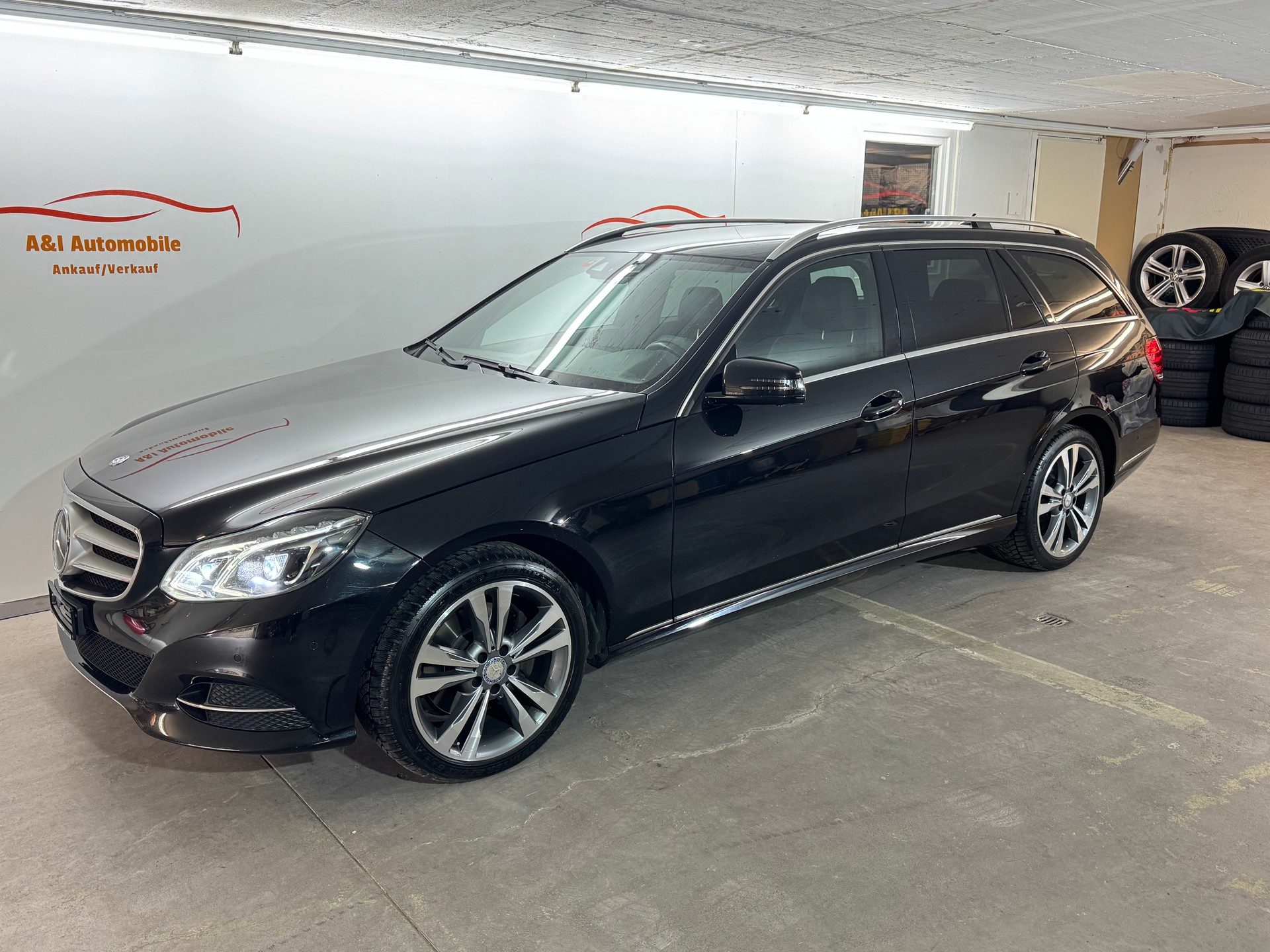 MERCEDES-BENZ E 350 BlueTEC Avantgarde 4Matic 7G-Tronic