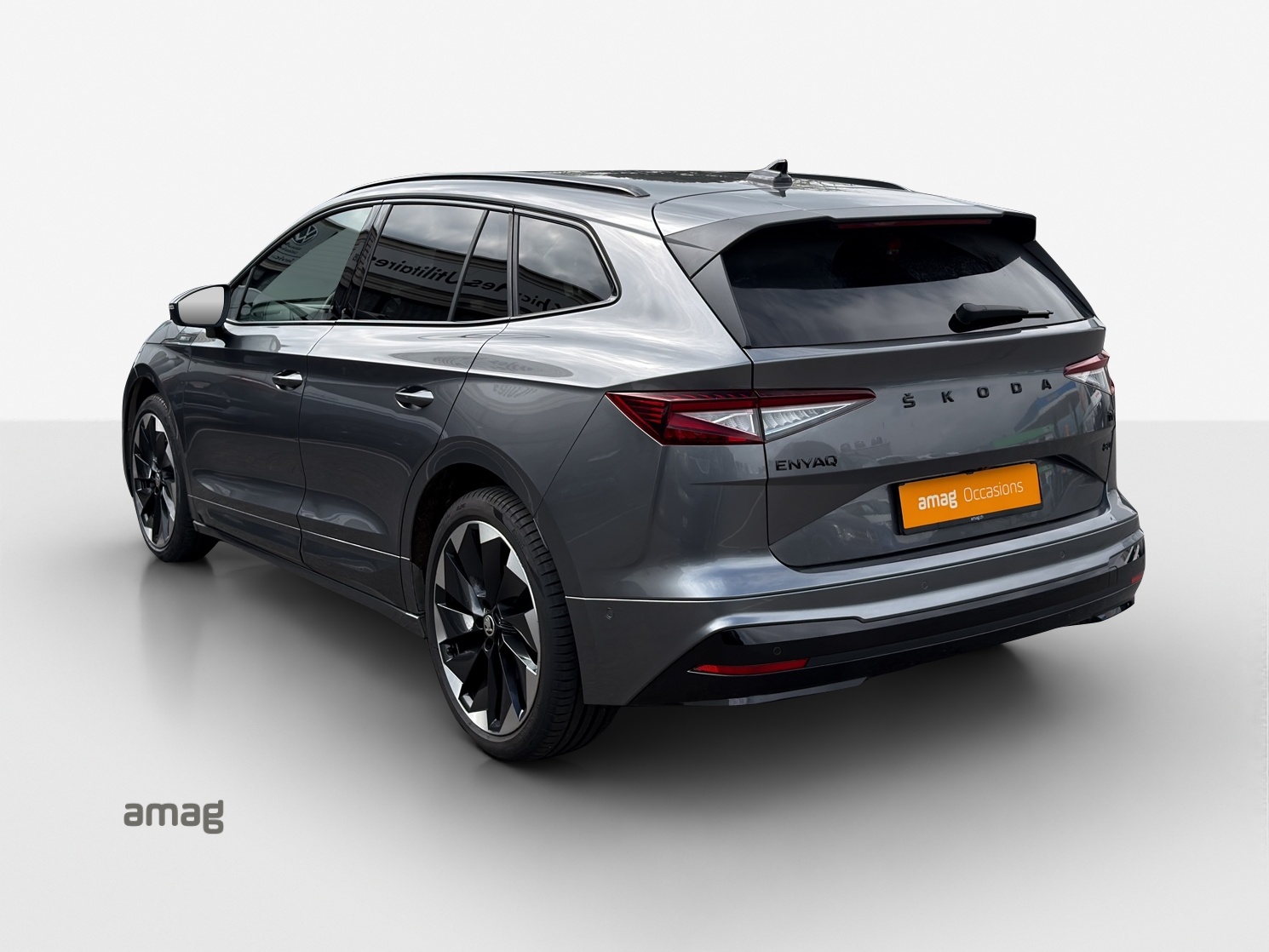 SKODA Enyaq iV 80 SportLine Ultra-showroom-element-2