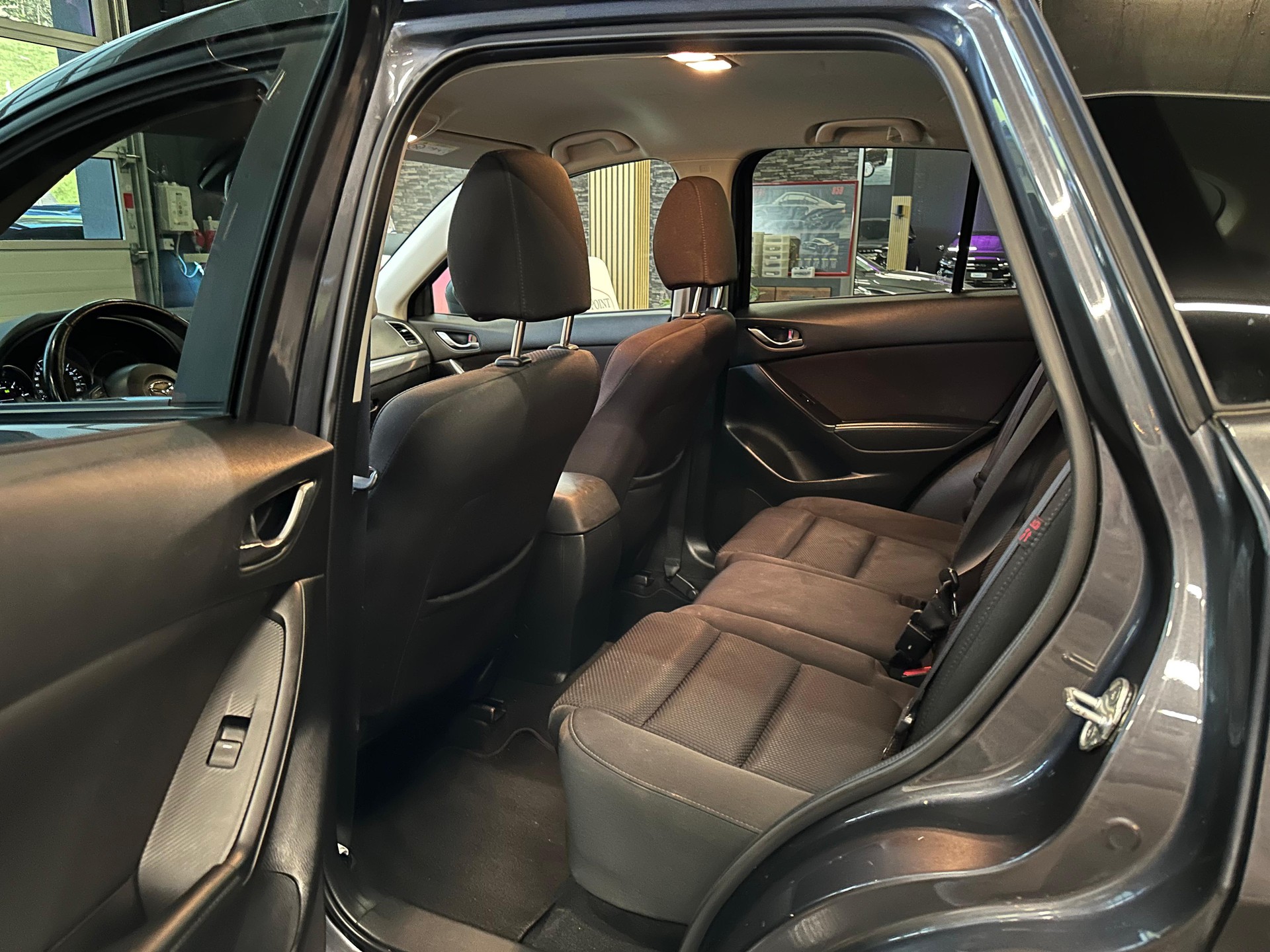 MAZDA CX-5 2.2 D Ambition FWD Automatic-image-19