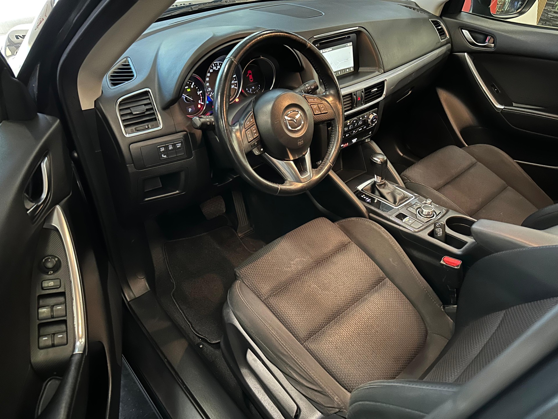 MAZDA CX-5 2.2 D Ambition FWD Automatic-image-8