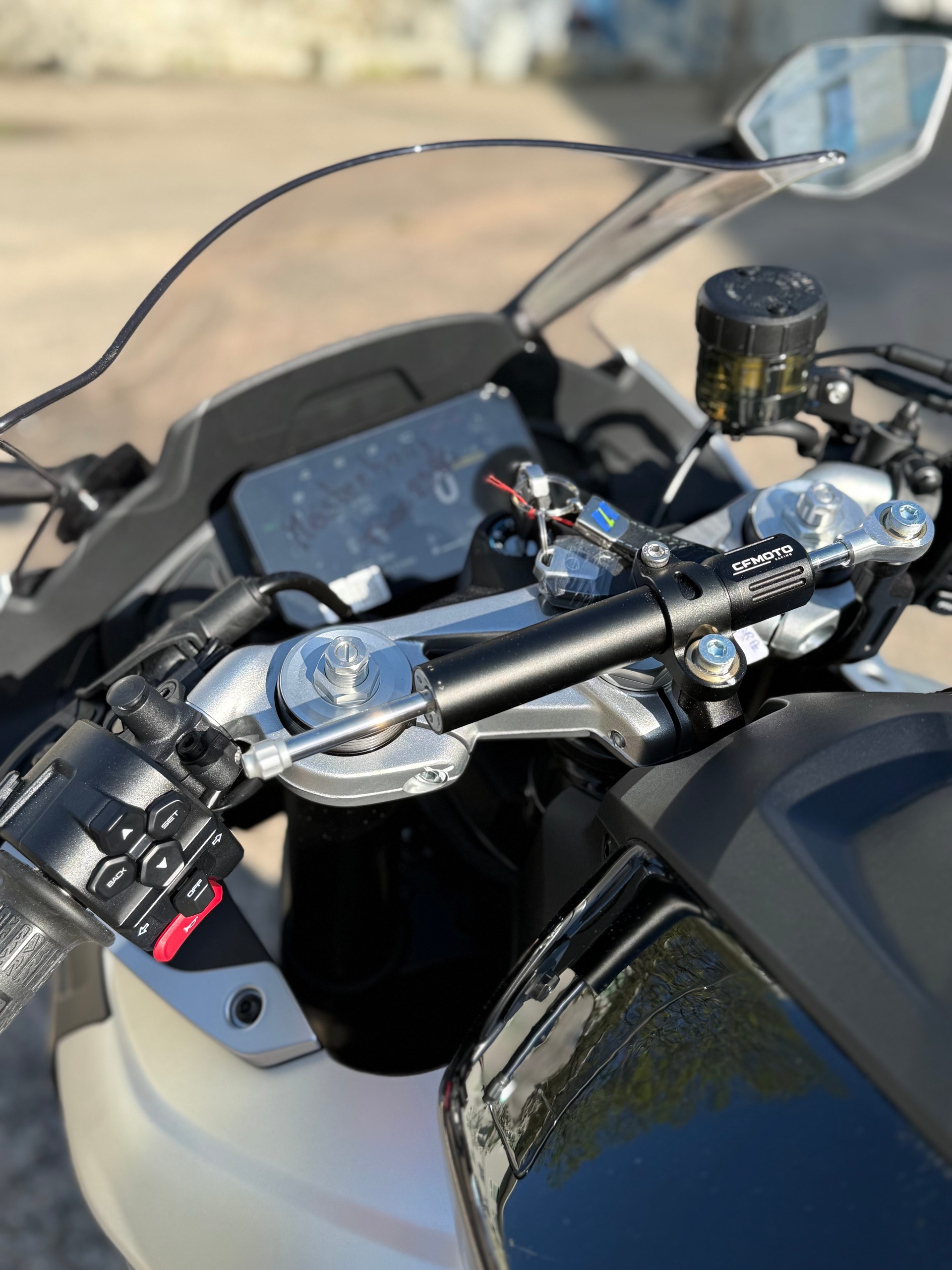 CF MOTO 675 SR-R-image-9