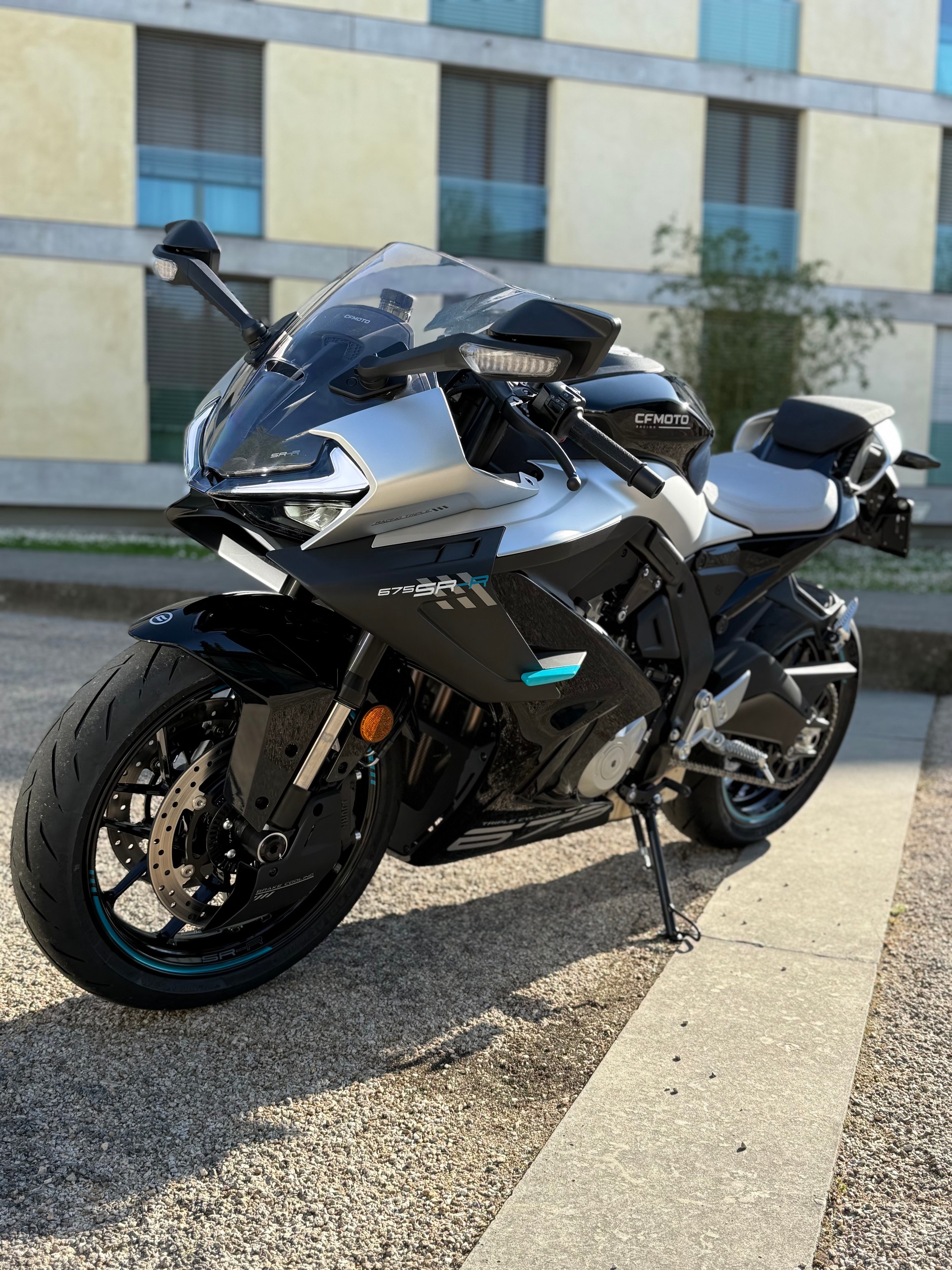 CF MOTO 675 SR-R