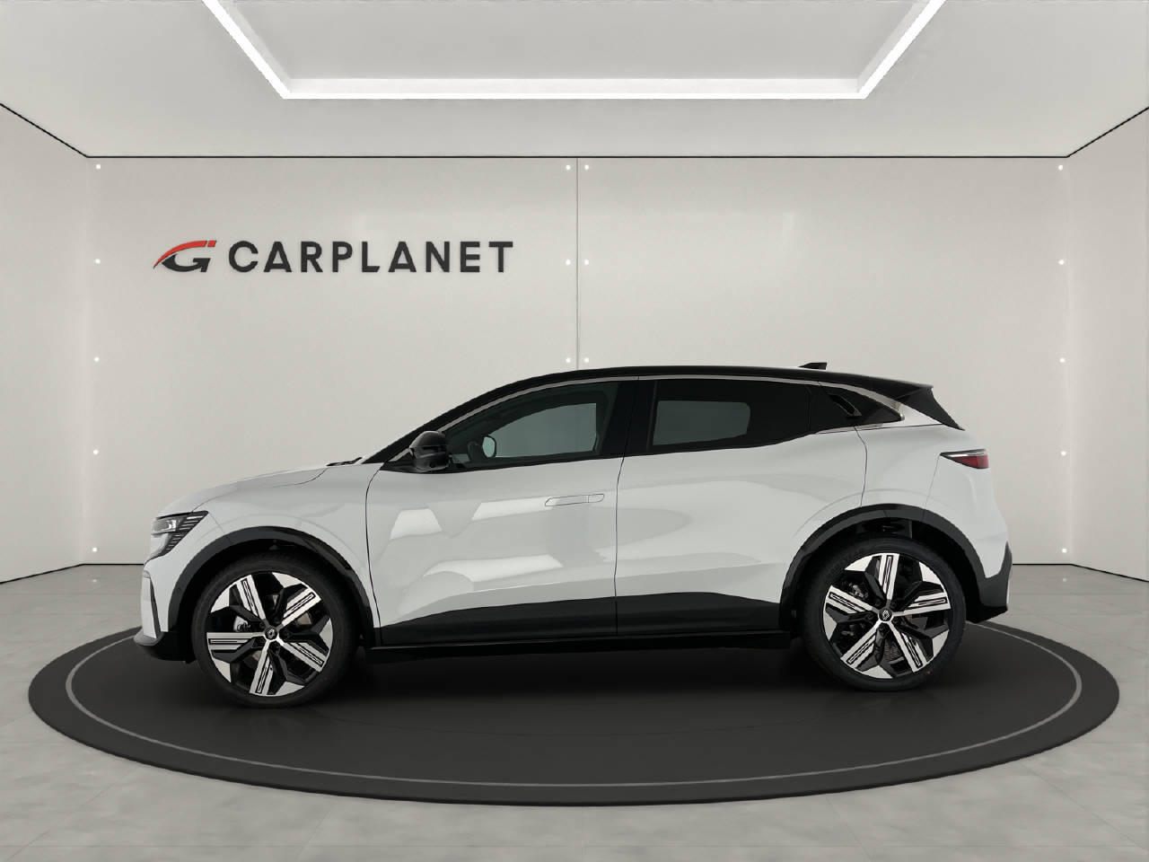 RENAULT Megane-showroom-element-1
