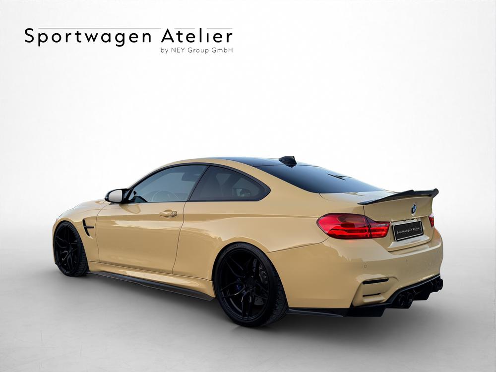 BMW M4 Coupé DKG-showroom-element-2