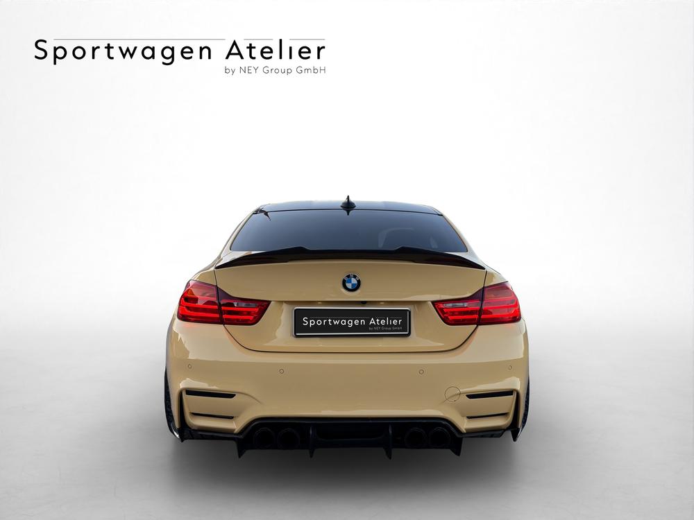 BMW M4 Coupé DKG-showroom-element-3