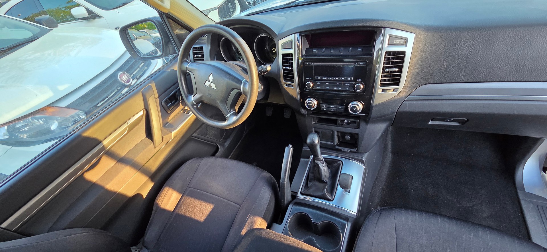 MITSUBISHI Pajero 3.2 DI-D Profi-image-8