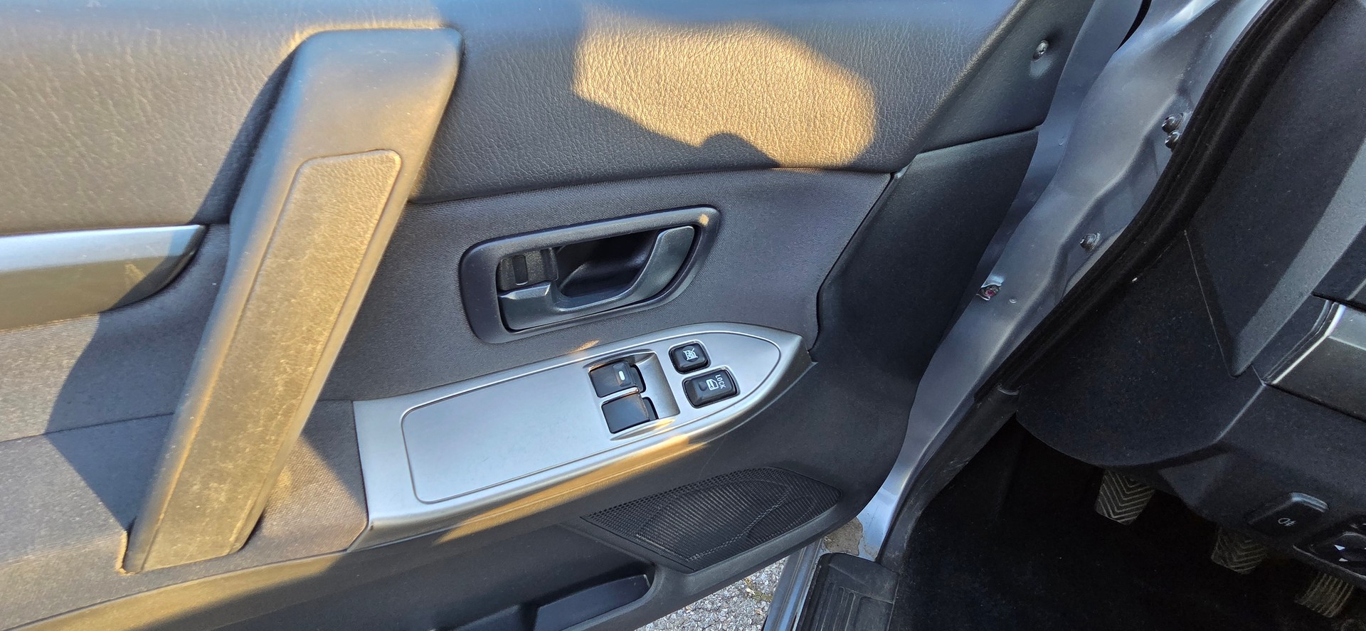 MITSUBISHI Pajero 3.2 DI-D Profi-image-11