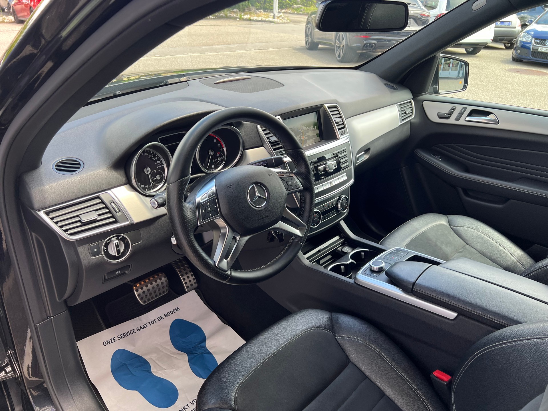 MERCEDES-BENZ ML 350 CDI BlueTec * AHK *-image-8