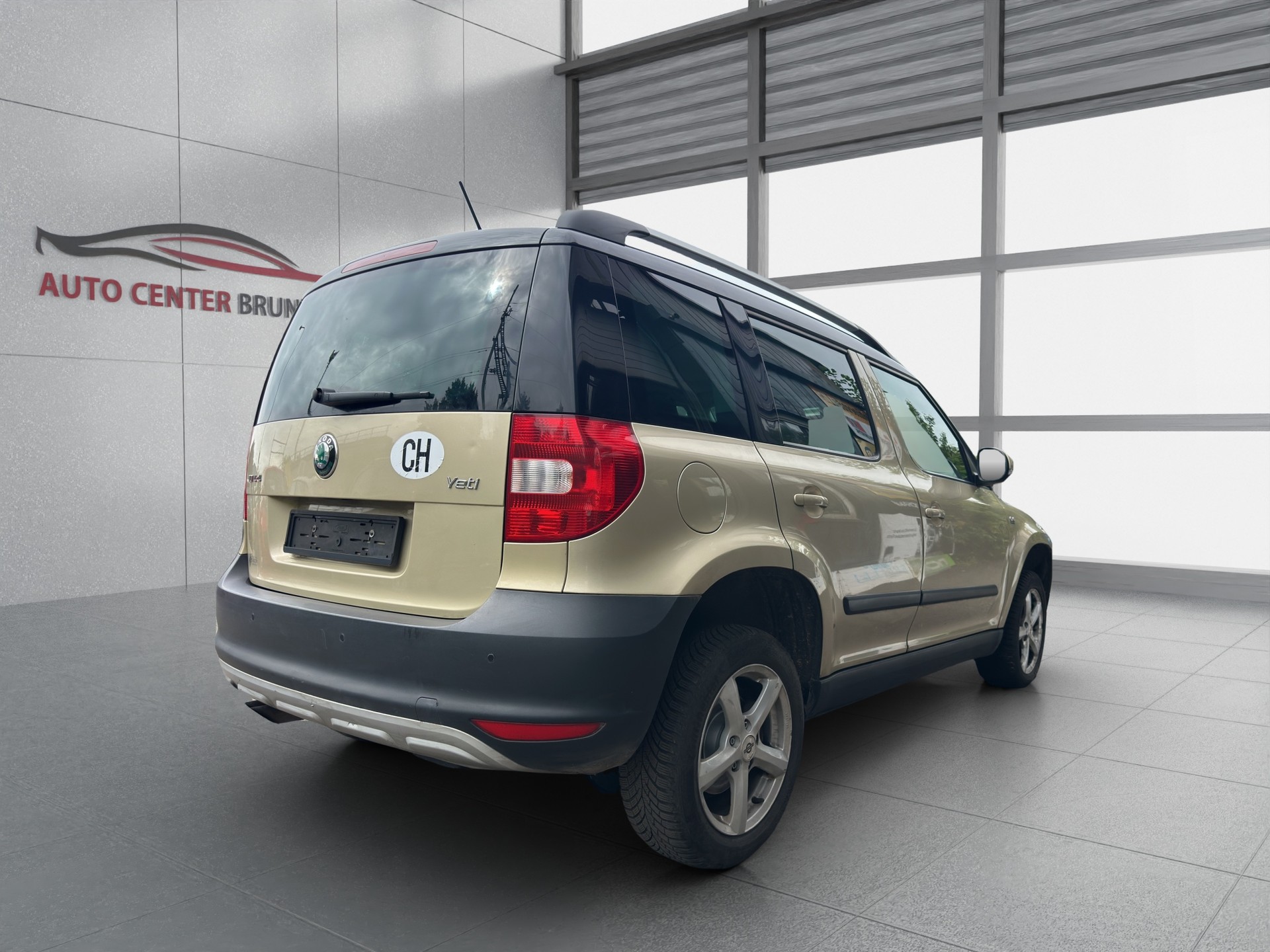 SKODA Yeti 2.0 TDI Ambition 4x4 DSG-image-5