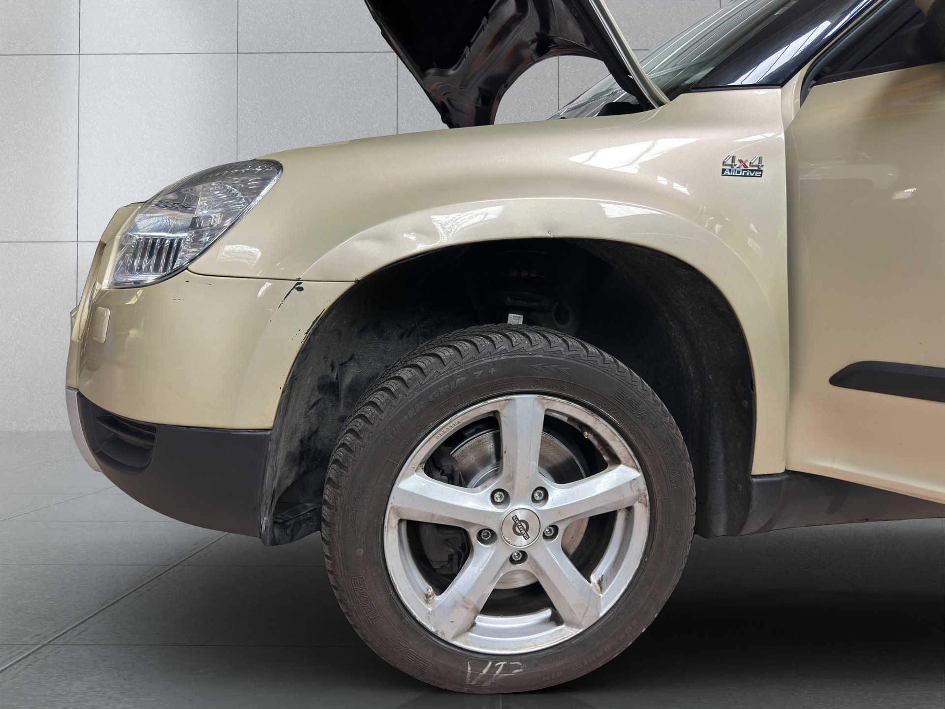 SKODA Yeti 2.0 TDI Ambition 4x4 DSG-image-14