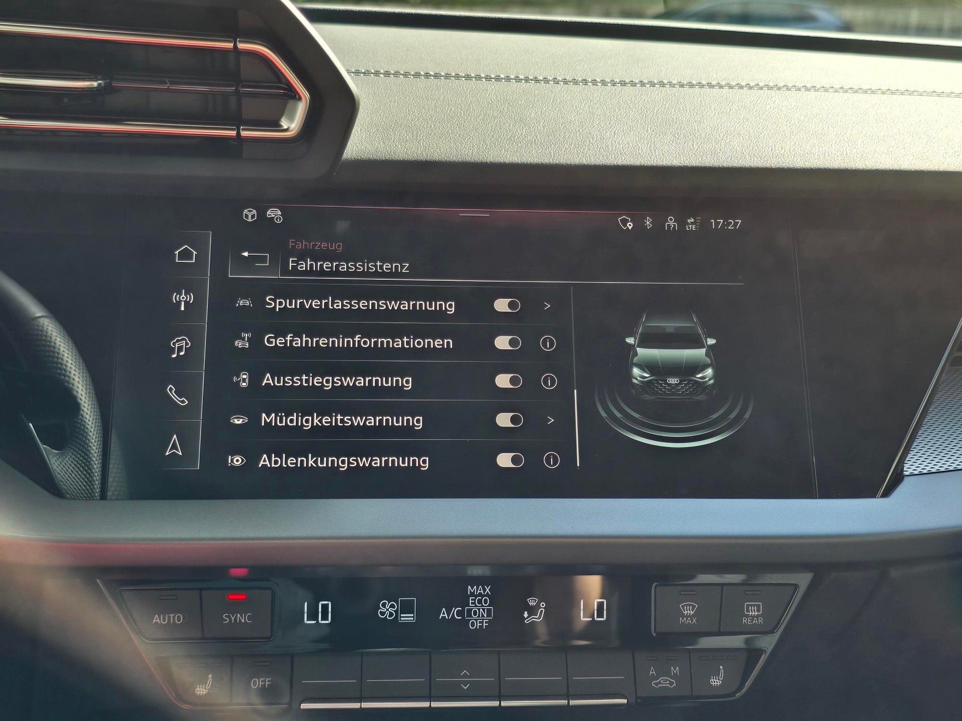 AUDI A3 Sportback 35 TFSI advanced Attraction S-tronic-image-12
