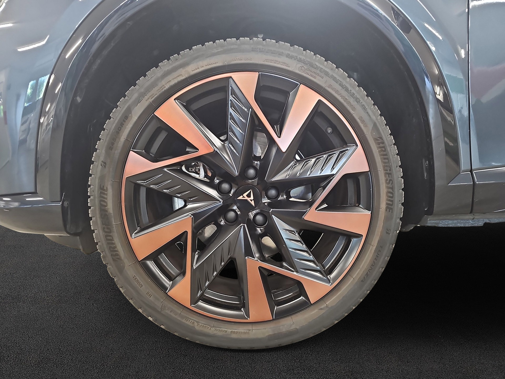 CUPRA Formentor 1.5 TSI DSG-image-8